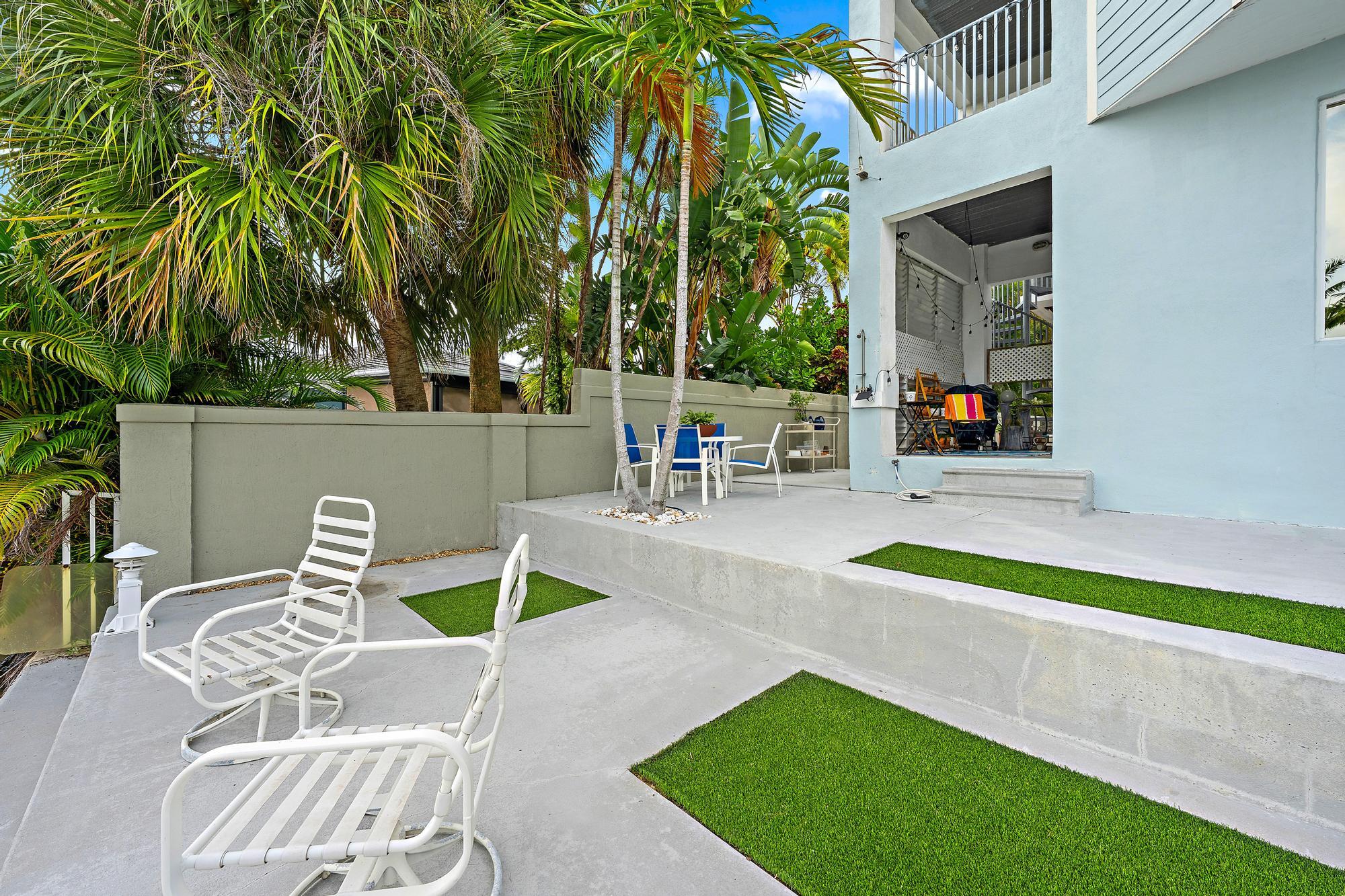 1121 Fairview, Singer Island FL 33404