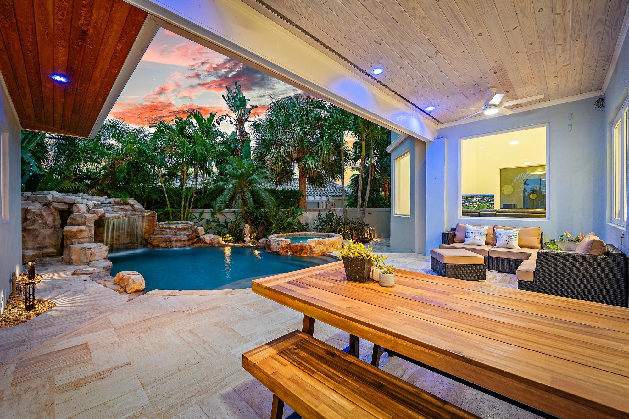1121 Fairview, Singer Island FL 33404