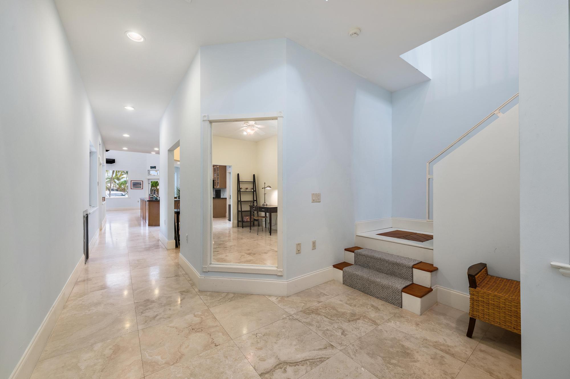 1121 Fairview, Singer Island FL 33404