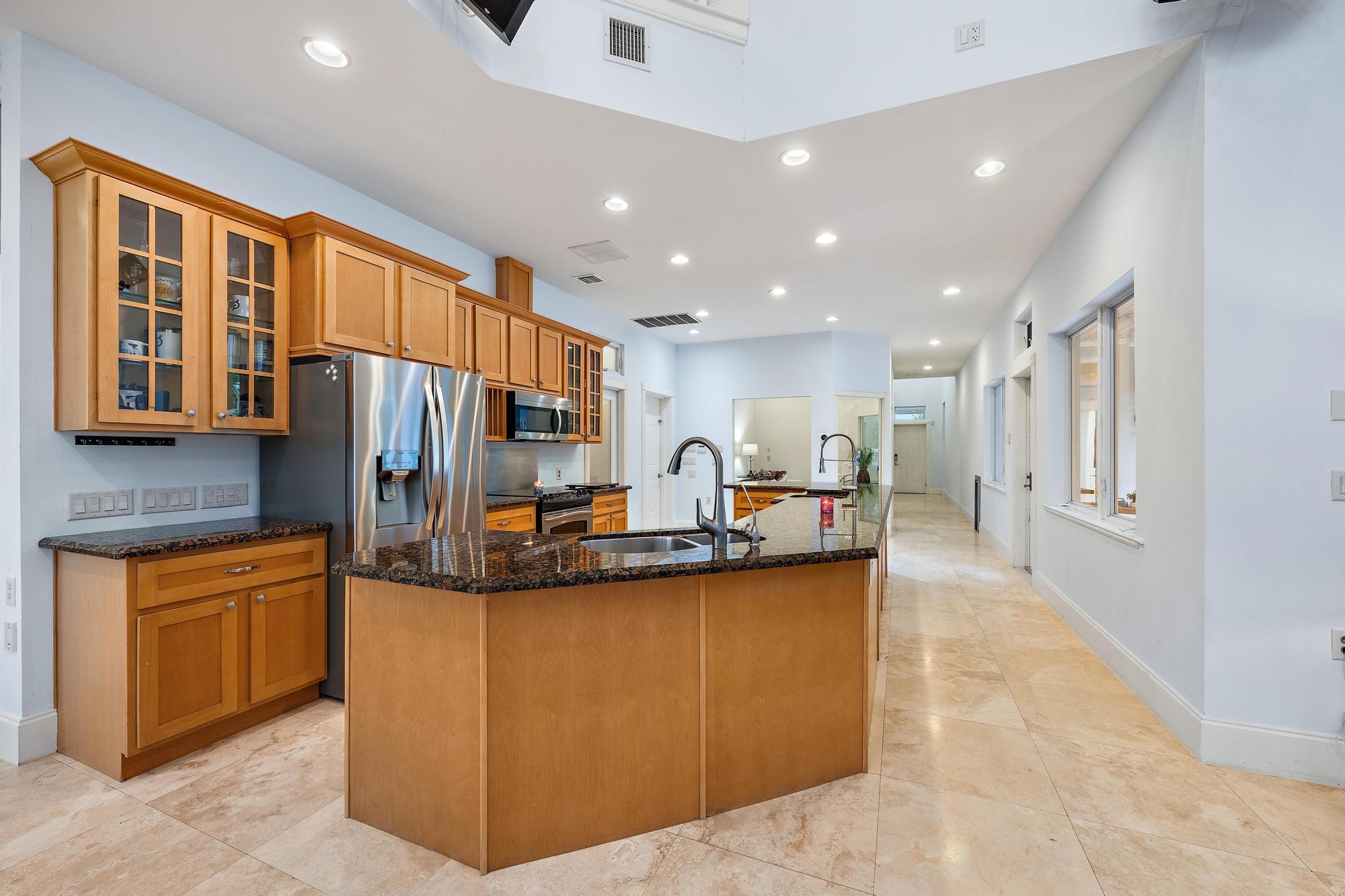 1121 Fairview, Singer Island FL 33404