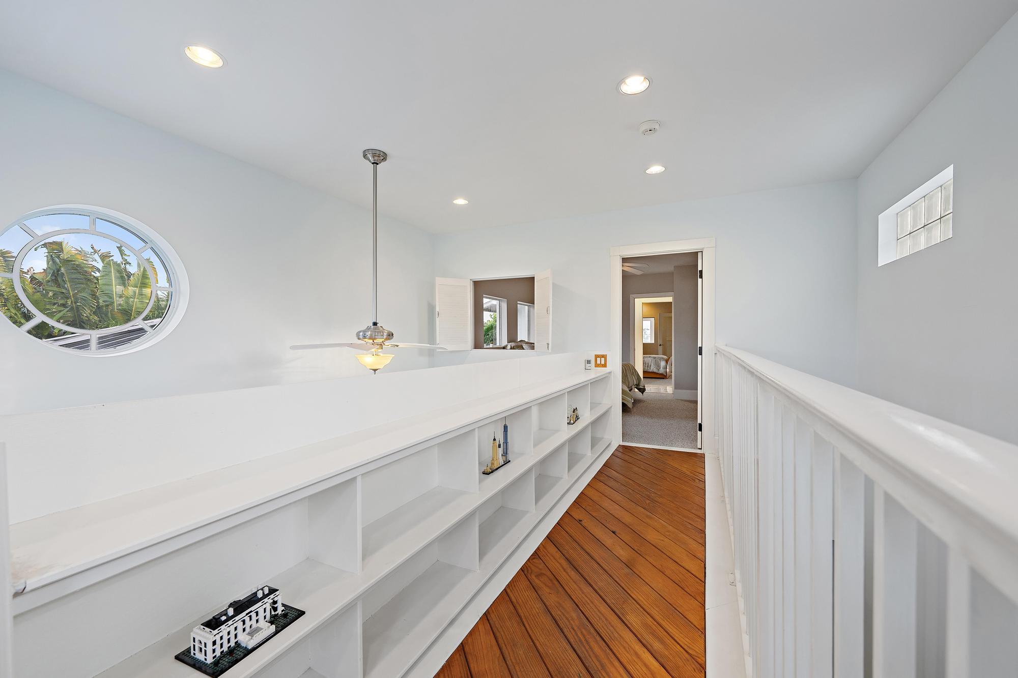 1121 Fairview, Singer Island FL 33404