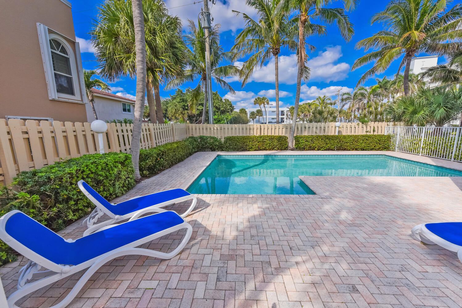 2057 SE 6th #1, Deerfield Beach FL 33441