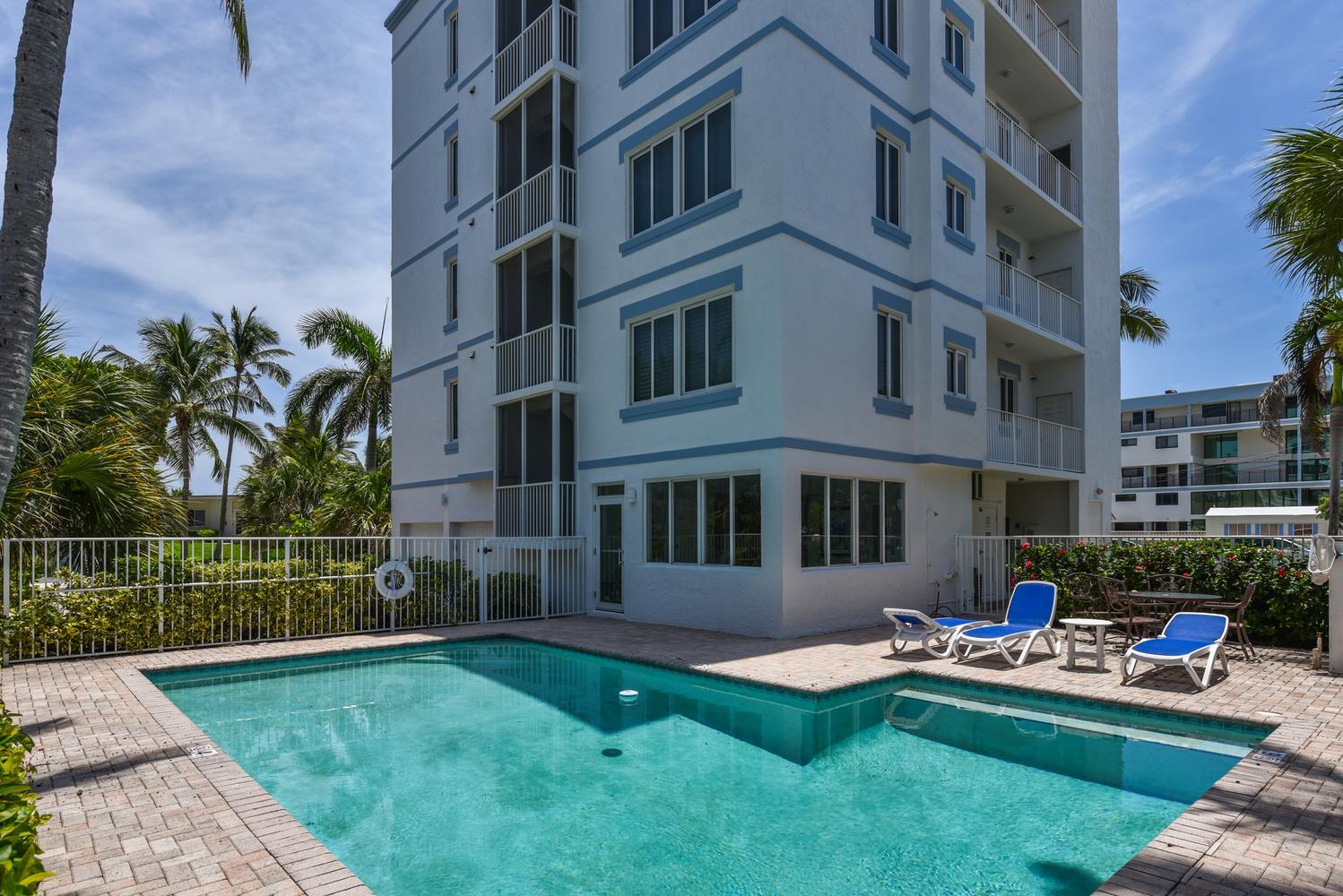 2057 SE 6th #1, Deerfield Beach FL 33441