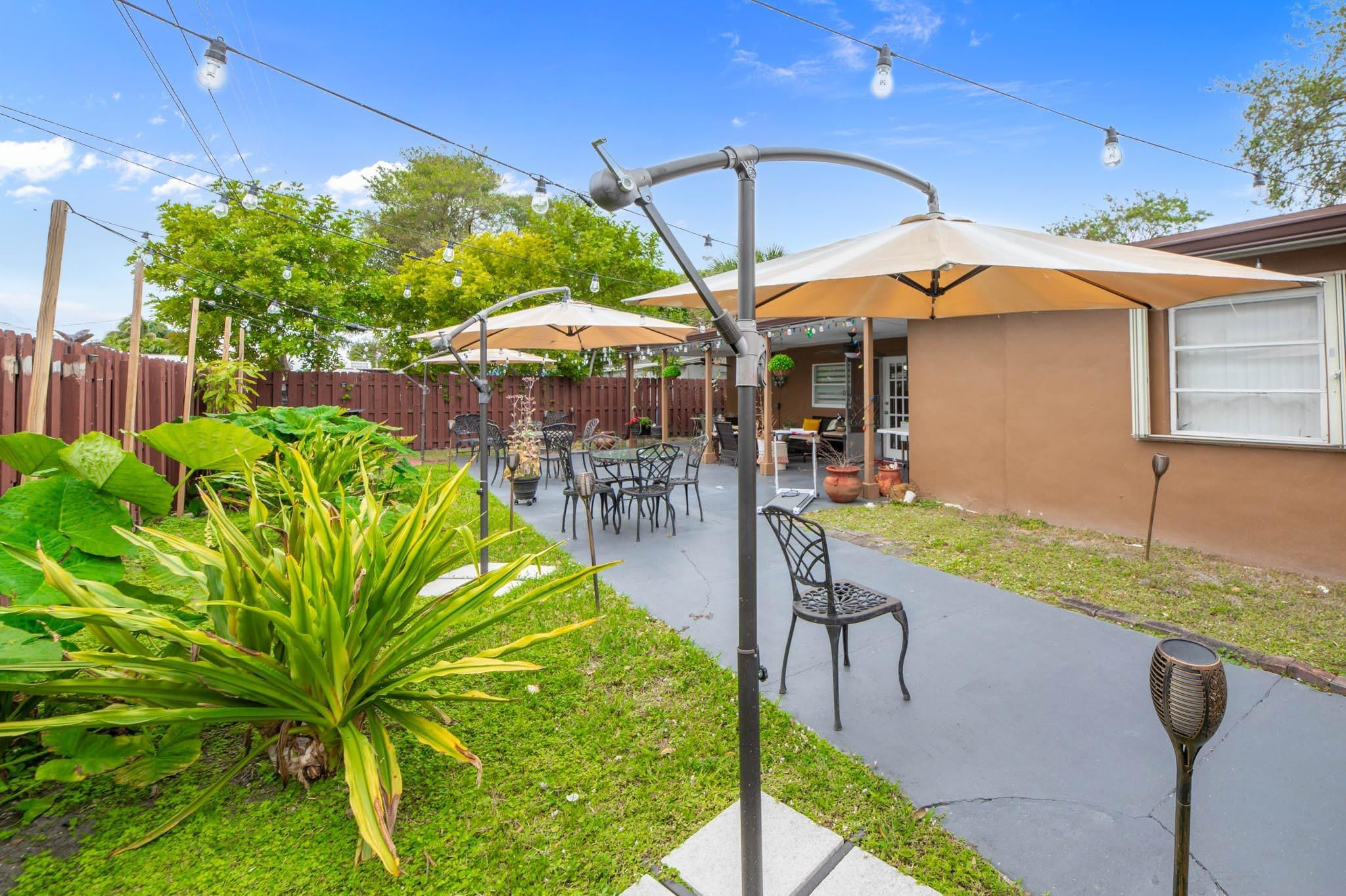 6500 SW 16th, Pompano Beach FL 33068