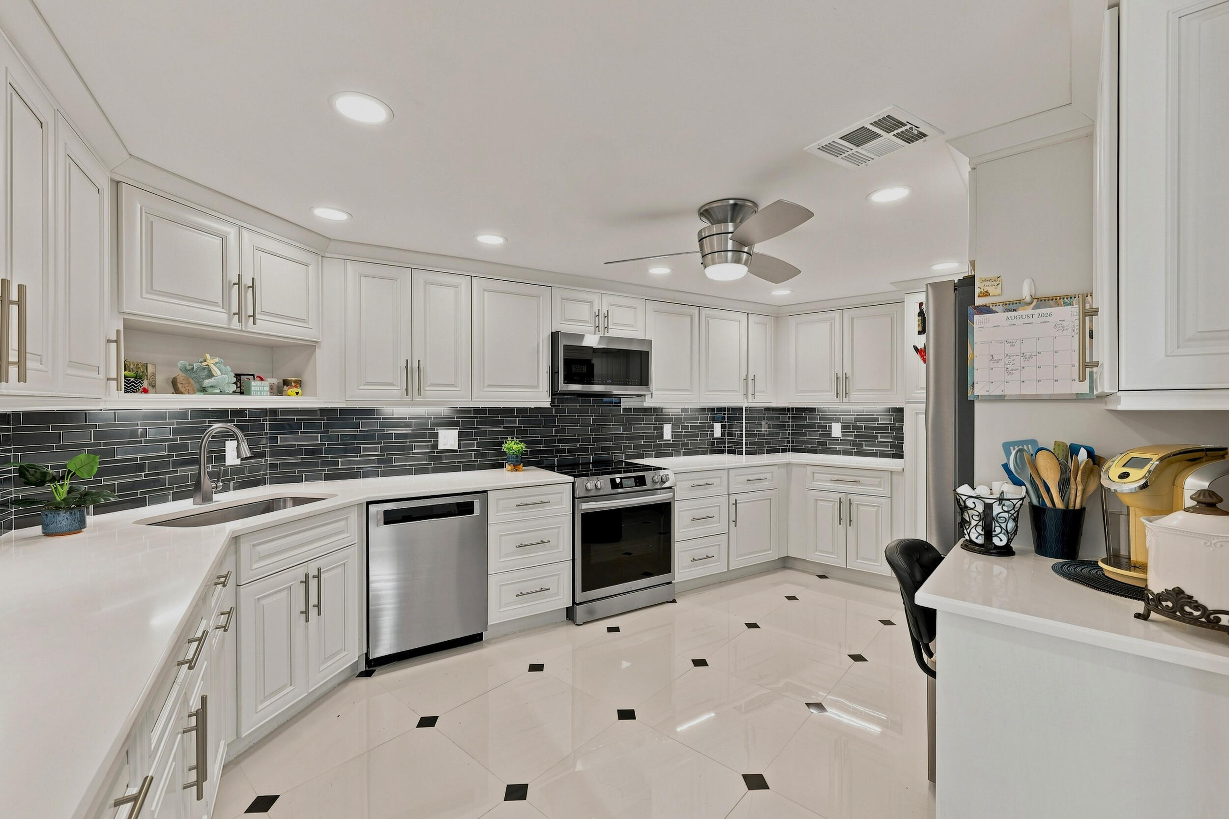 3900 N Ocean #4B, Lauderdale By The Sea FL 33308