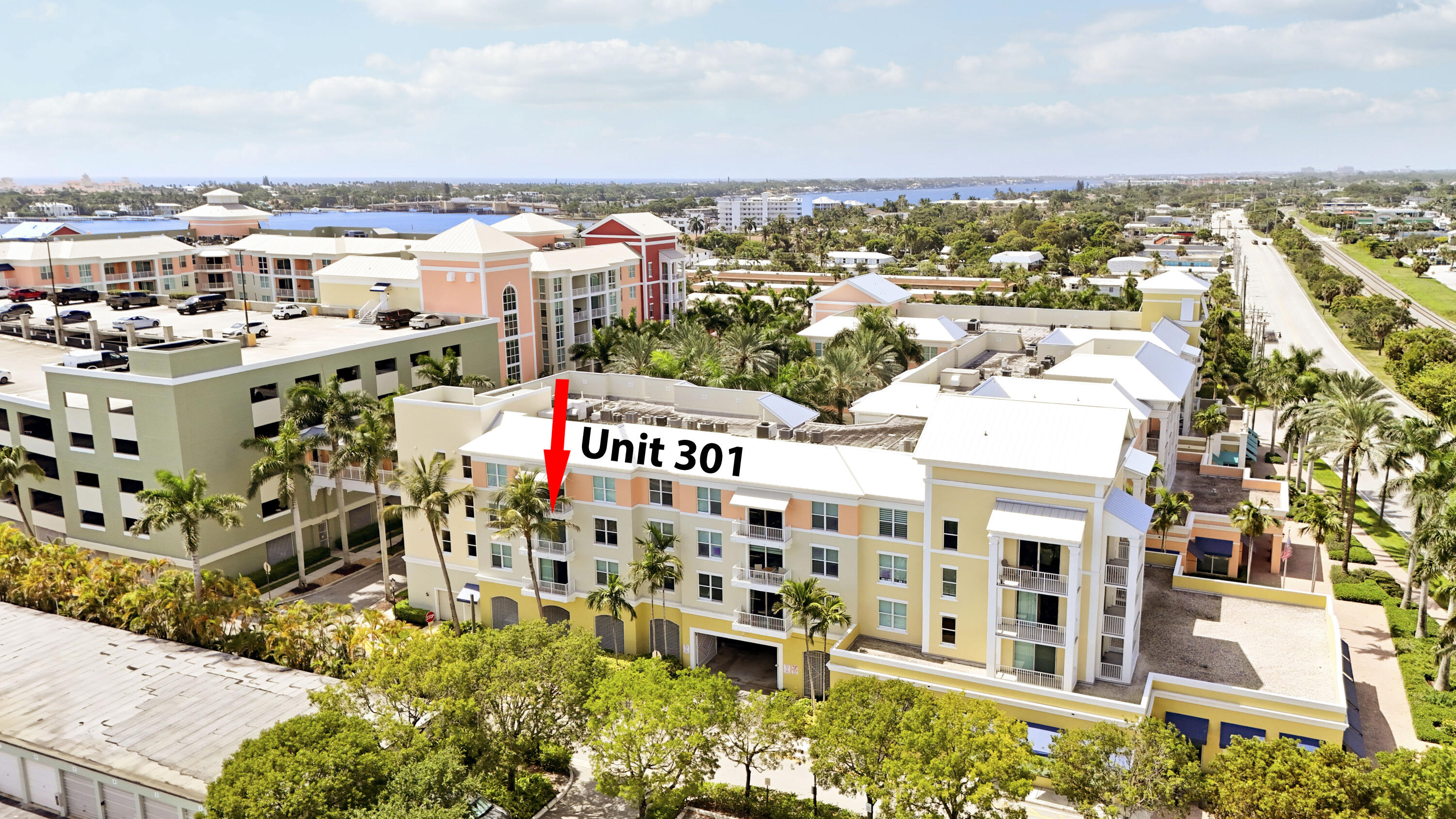 802 W Windward #301, Lantana FL 33462