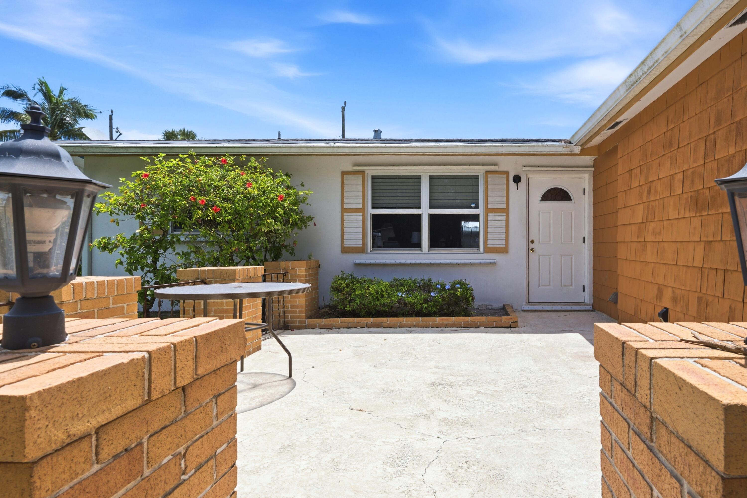 278 CAMELLIA, Palm Beach Gardens FL 33410