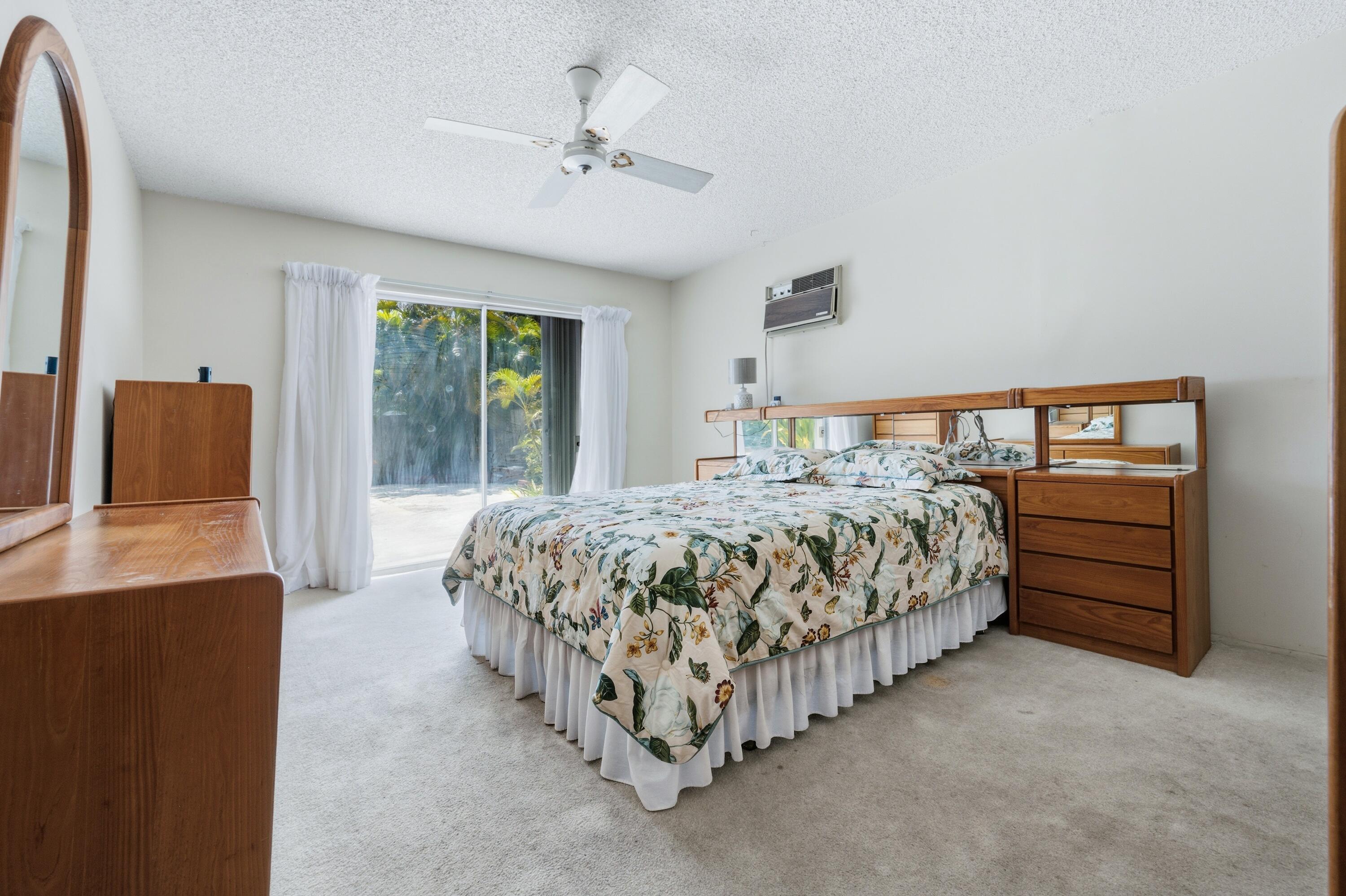 278 CAMELLIA, Palm Beach Gardens FL 33410