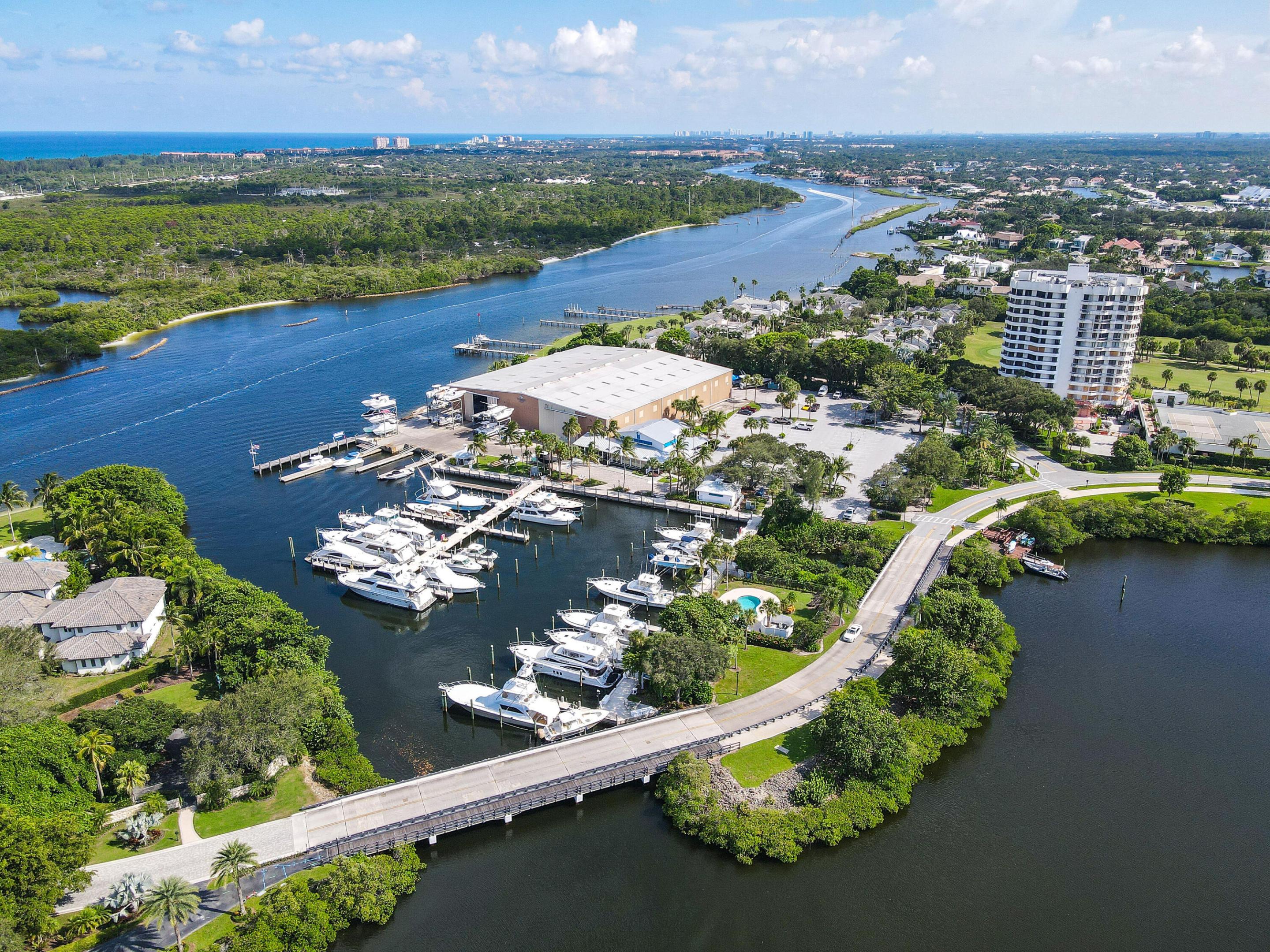 3322 CASSEEKEY ISLAND #302, Jupiter FL 33477