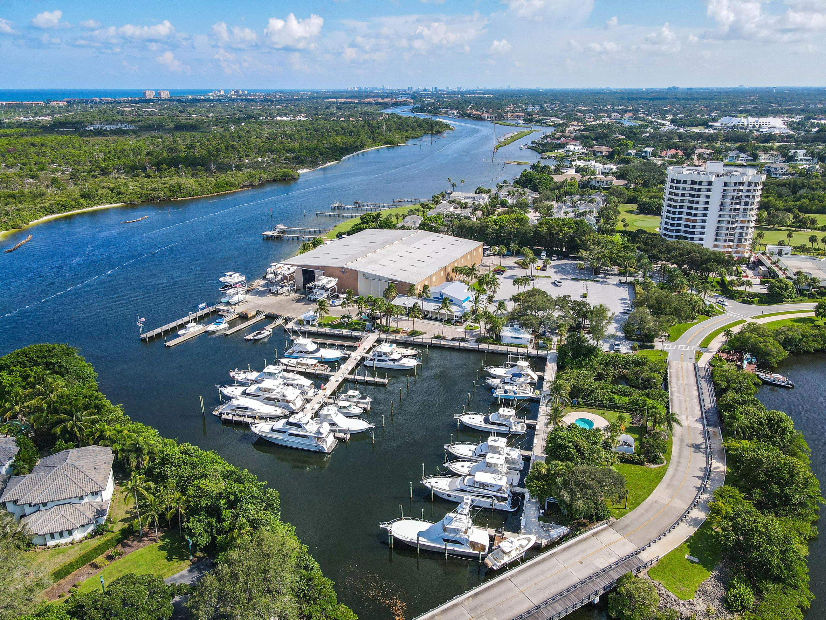 3322 CASSEEKEY ISLAND #302, Jupiter FL 33477