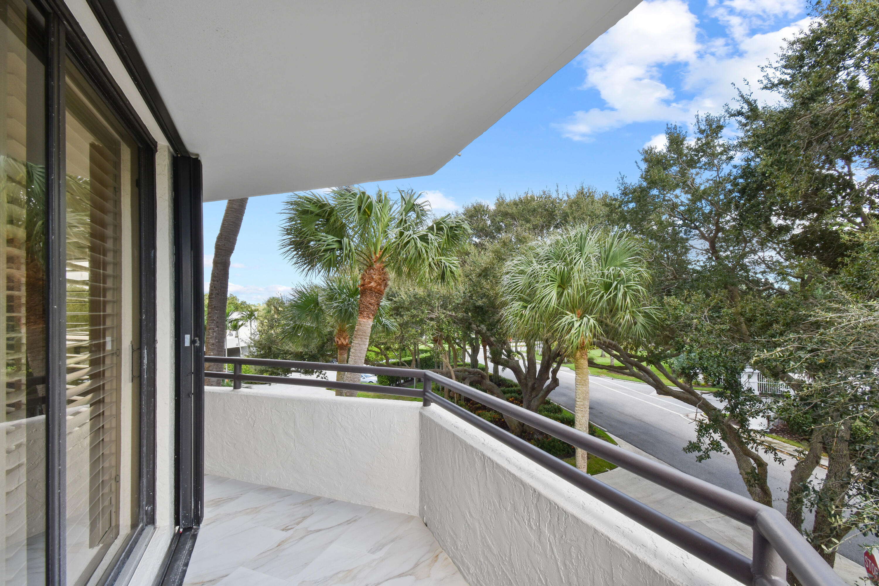 3322 CASSEEKEY ISLAND #302, Jupiter FL 33477