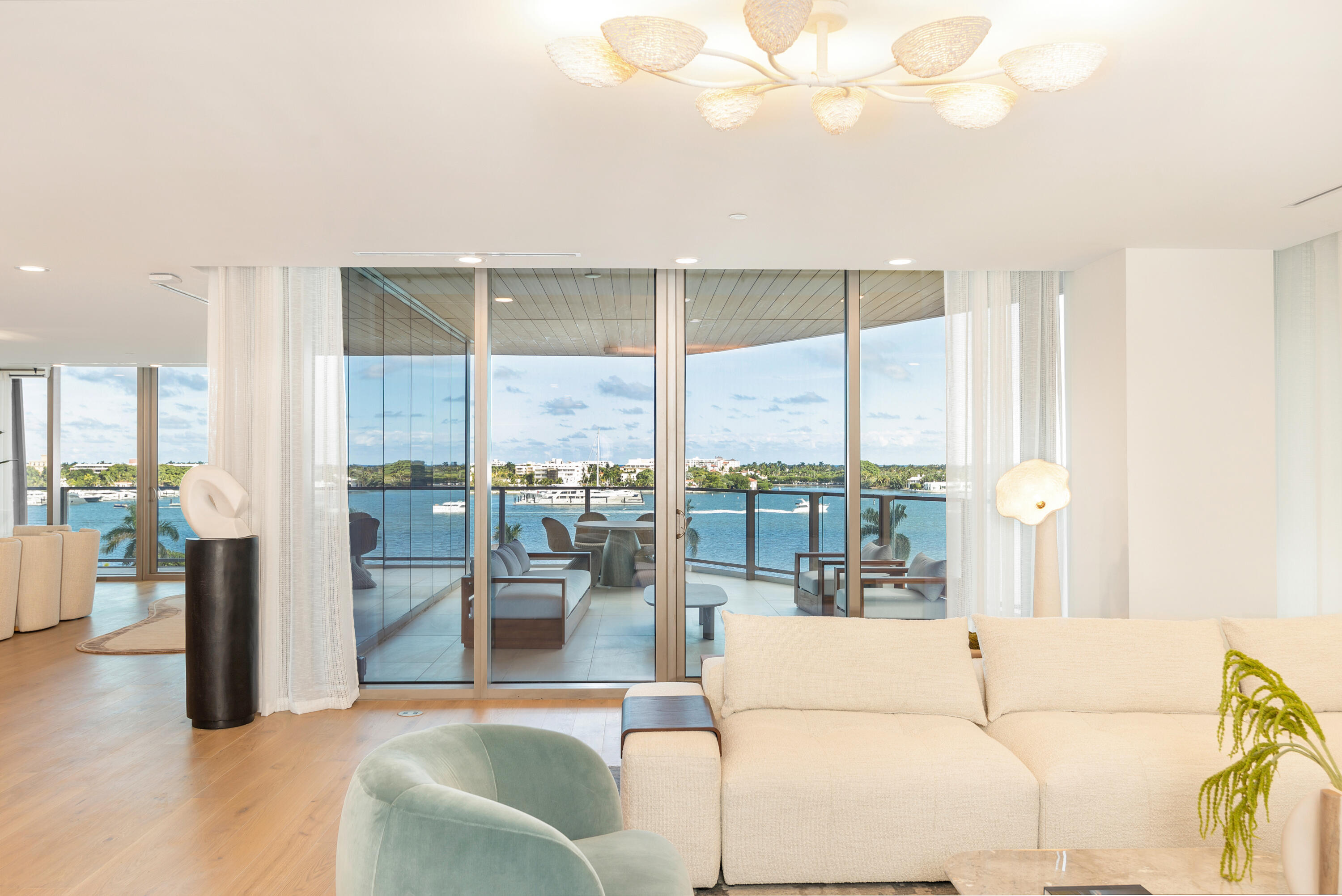 1333 S FLAGLER #402, West Palm Beach FL 33401