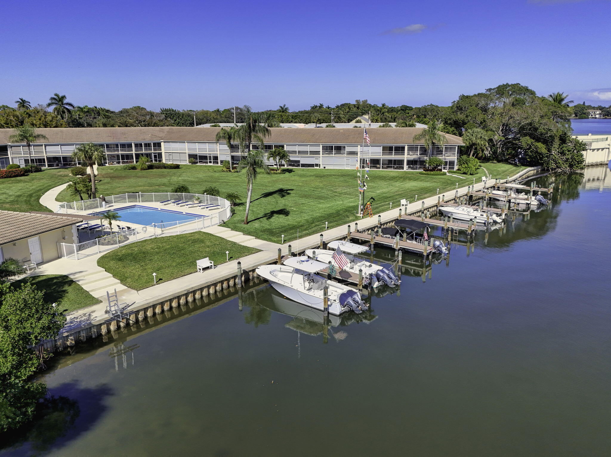 478 Tequesta #204, Tequesta FL 33469