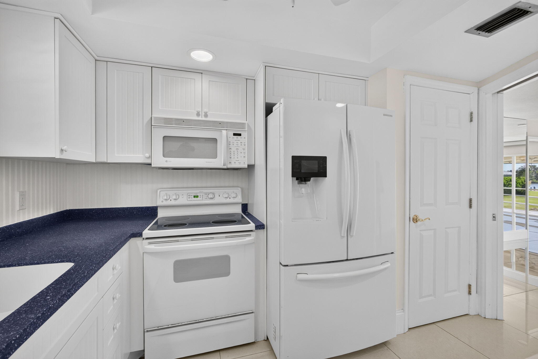 478 Tequesta #204, Tequesta FL 33469