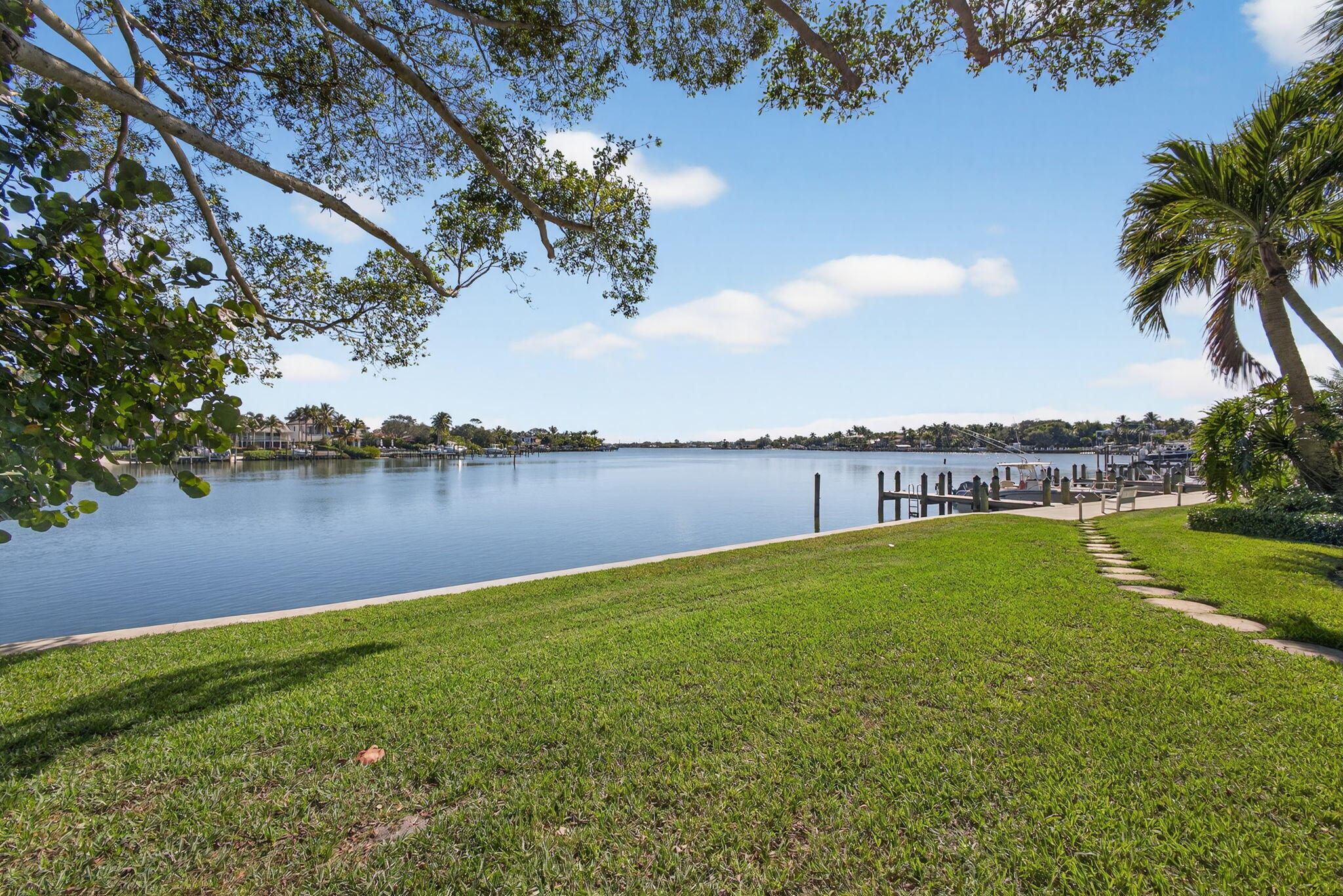 478 Tequesta #204, Tequesta FL 33469