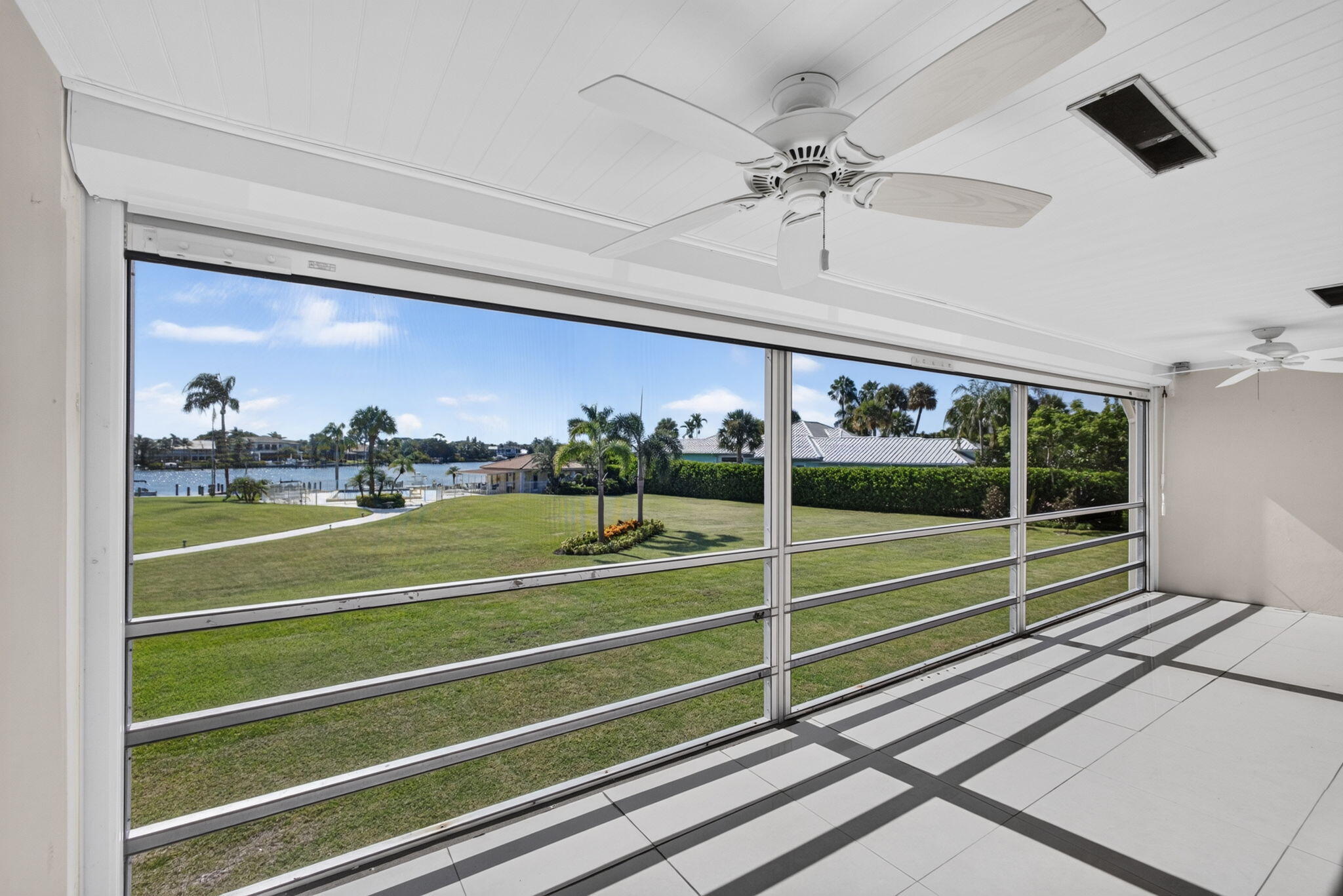 478 Tequesta #204, Tequesta FL 33469