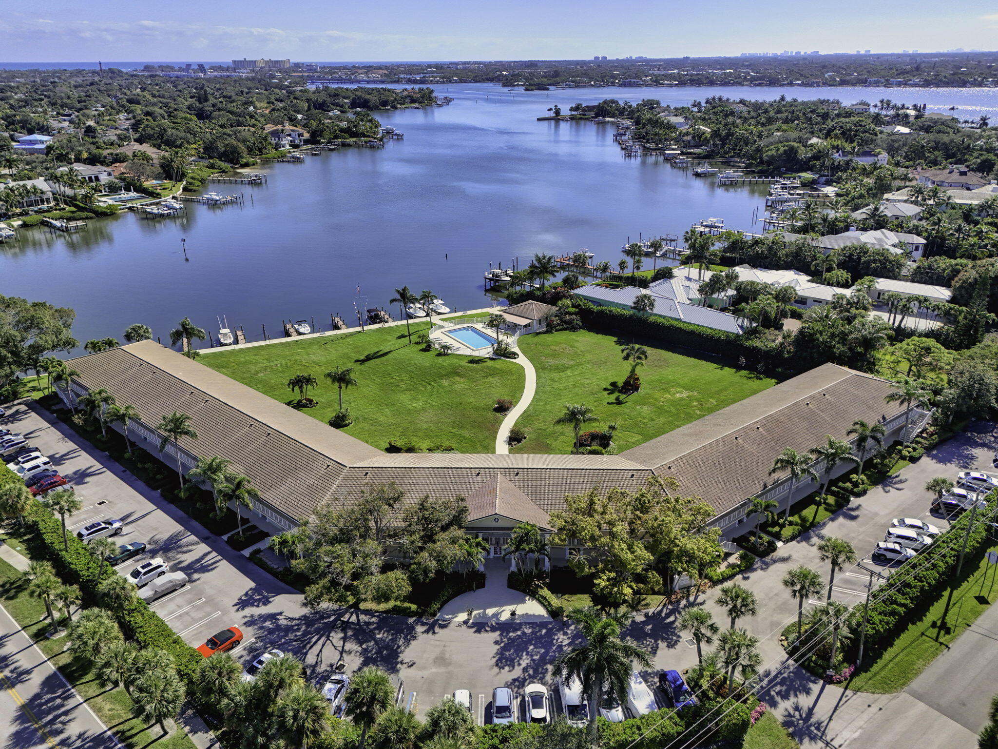 478 Tequesta #204, Tequesta FL 33469