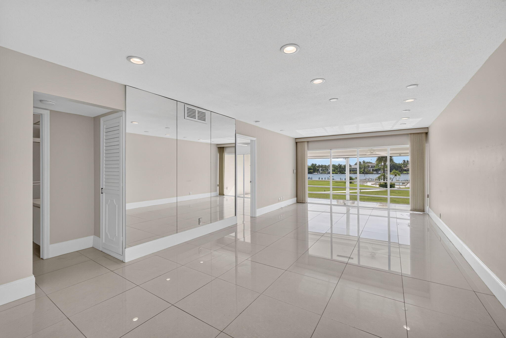 478 Tequesta #204, Tequesta FL 33469