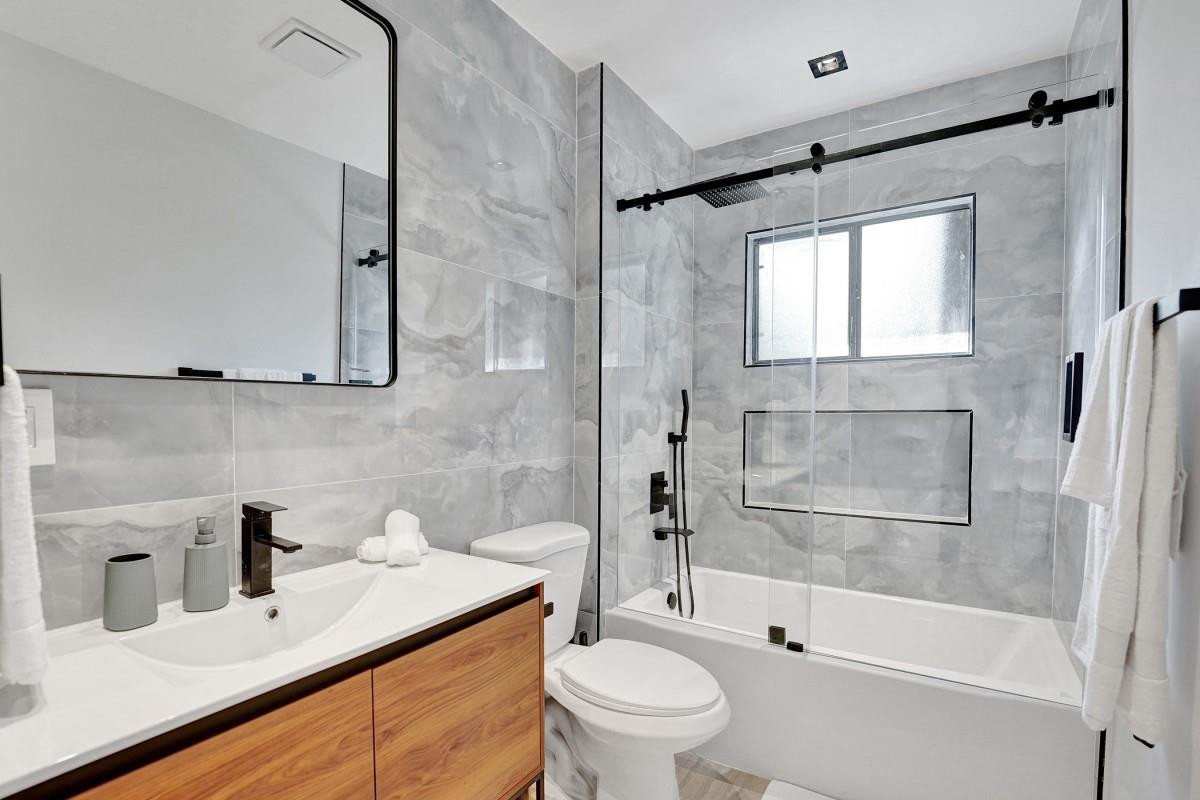 4417 SW 38th, Fort Lauderdale FL 33312