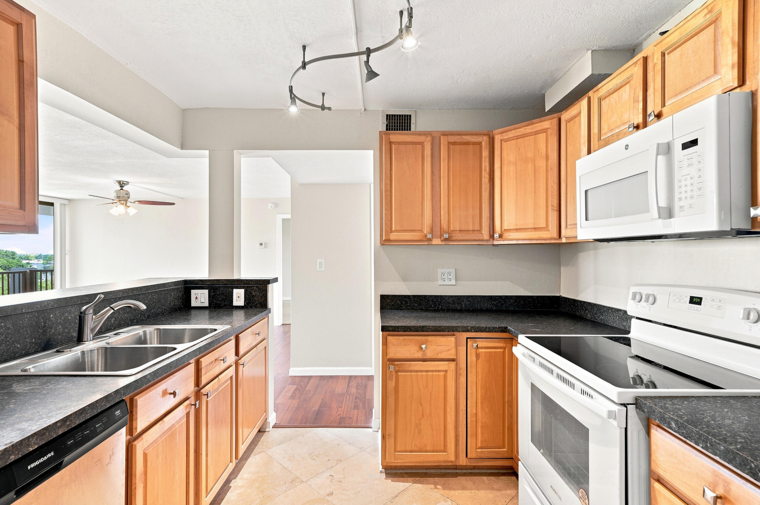 1301 RIVER REACH #514, Fort Lauderdale FL 33315