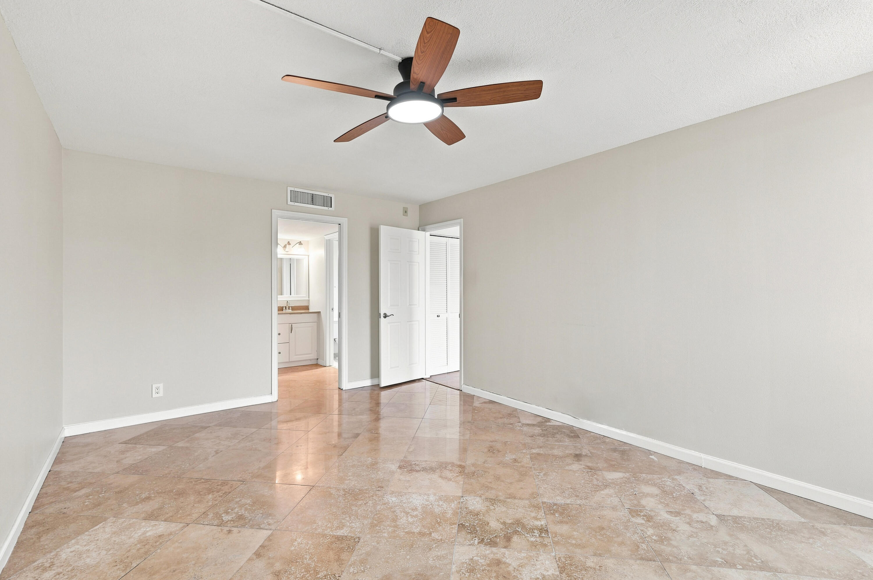 1301 RIVER REACH #514, Fort Lauderdale FL 33315