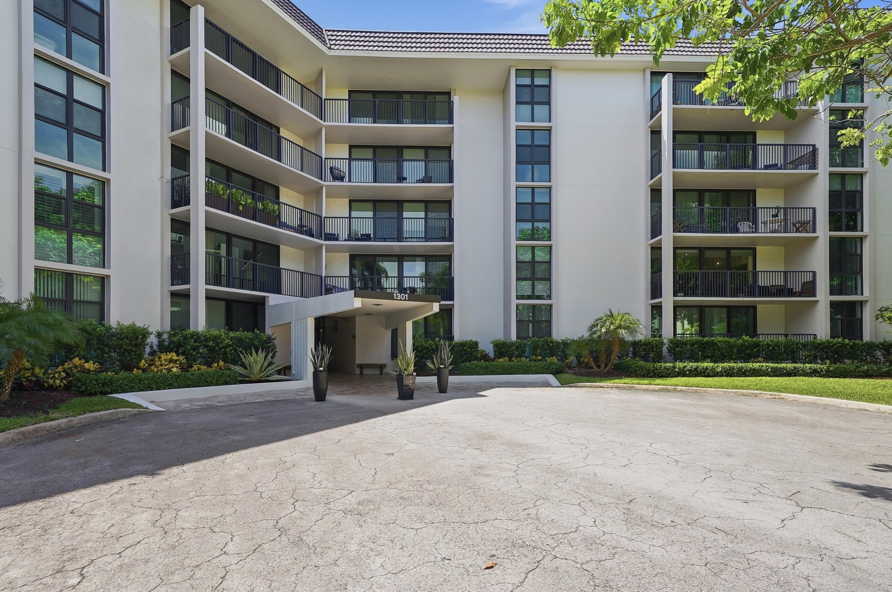 1301 RIVER REACH #514, Fort Lauderdale FL 33315