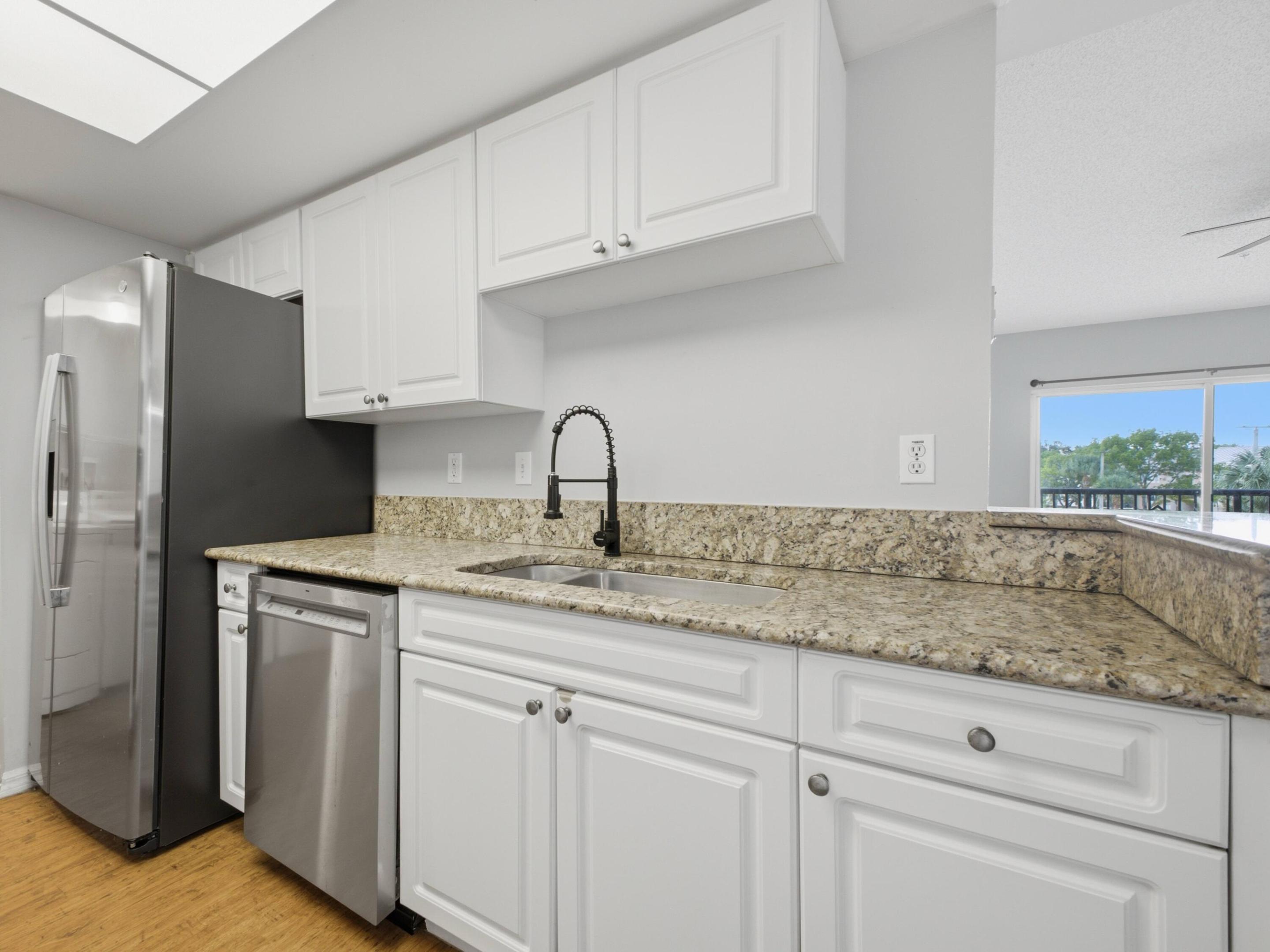 900 CRESTWOOD #920, Royal Palm Beach FL 33411