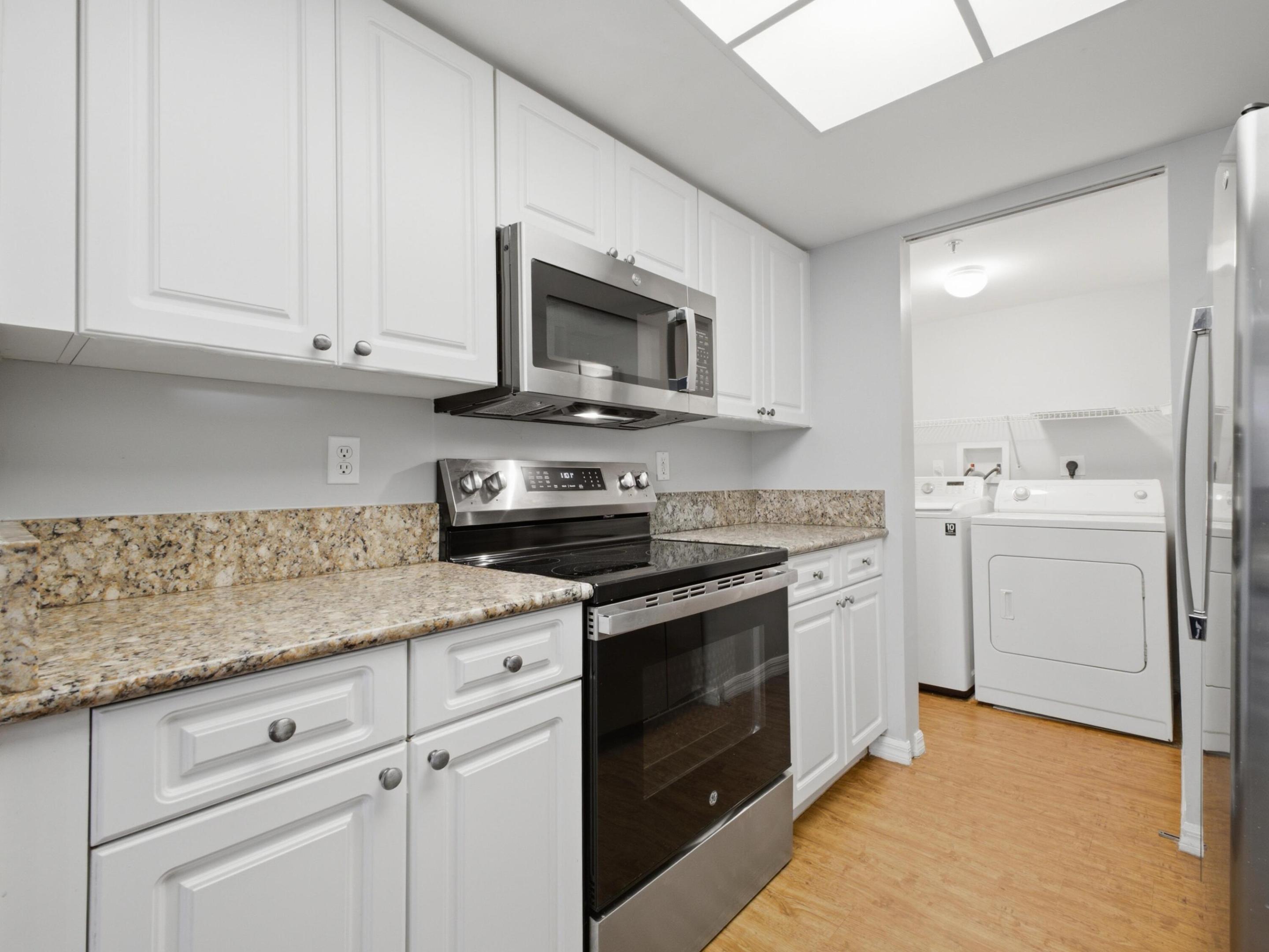900 CRESTWOOD #920, Royal Palm Beach FL 33411