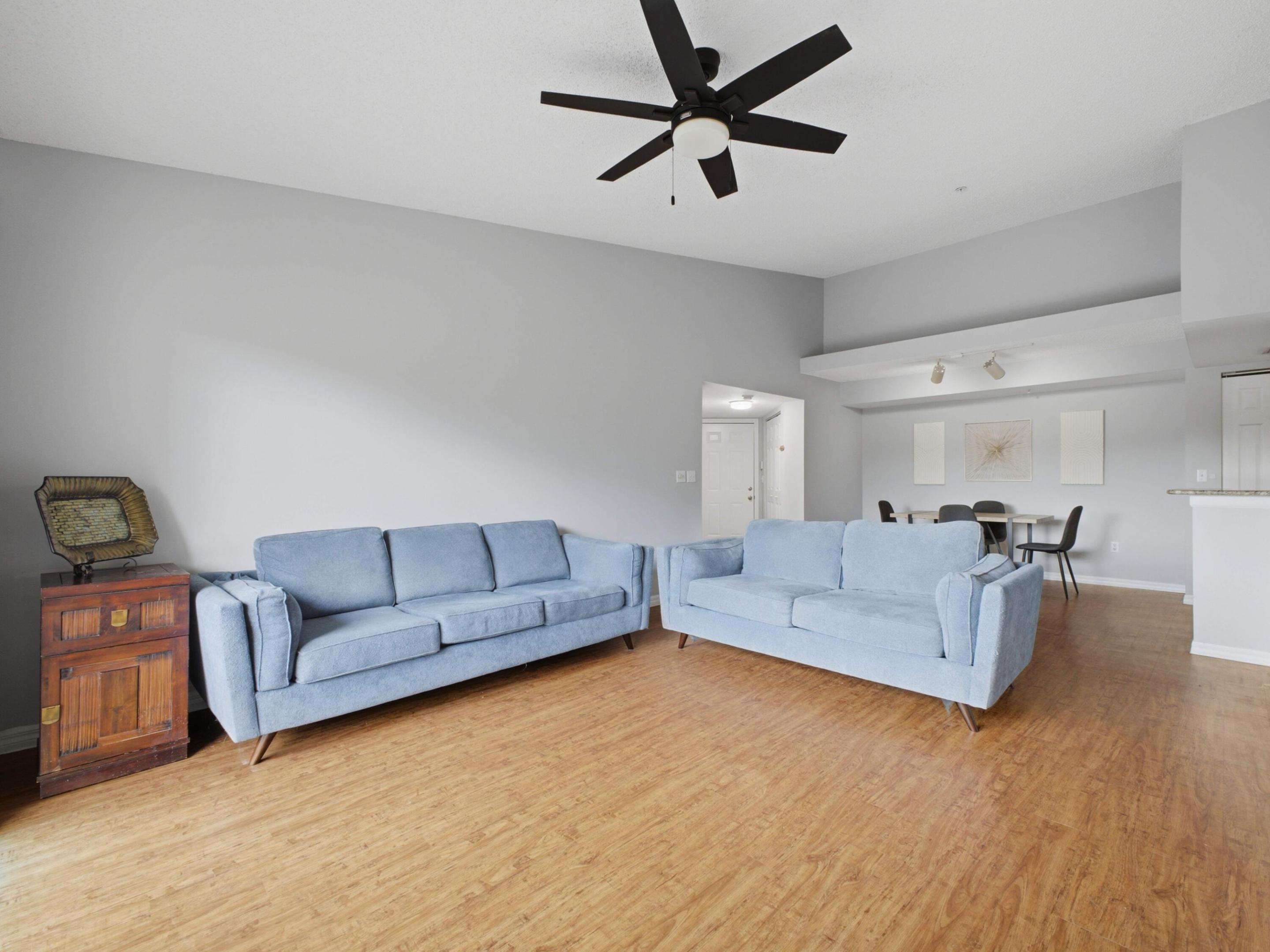 900 CRESTWOOD #920, Royal Palm Beach FL 33411