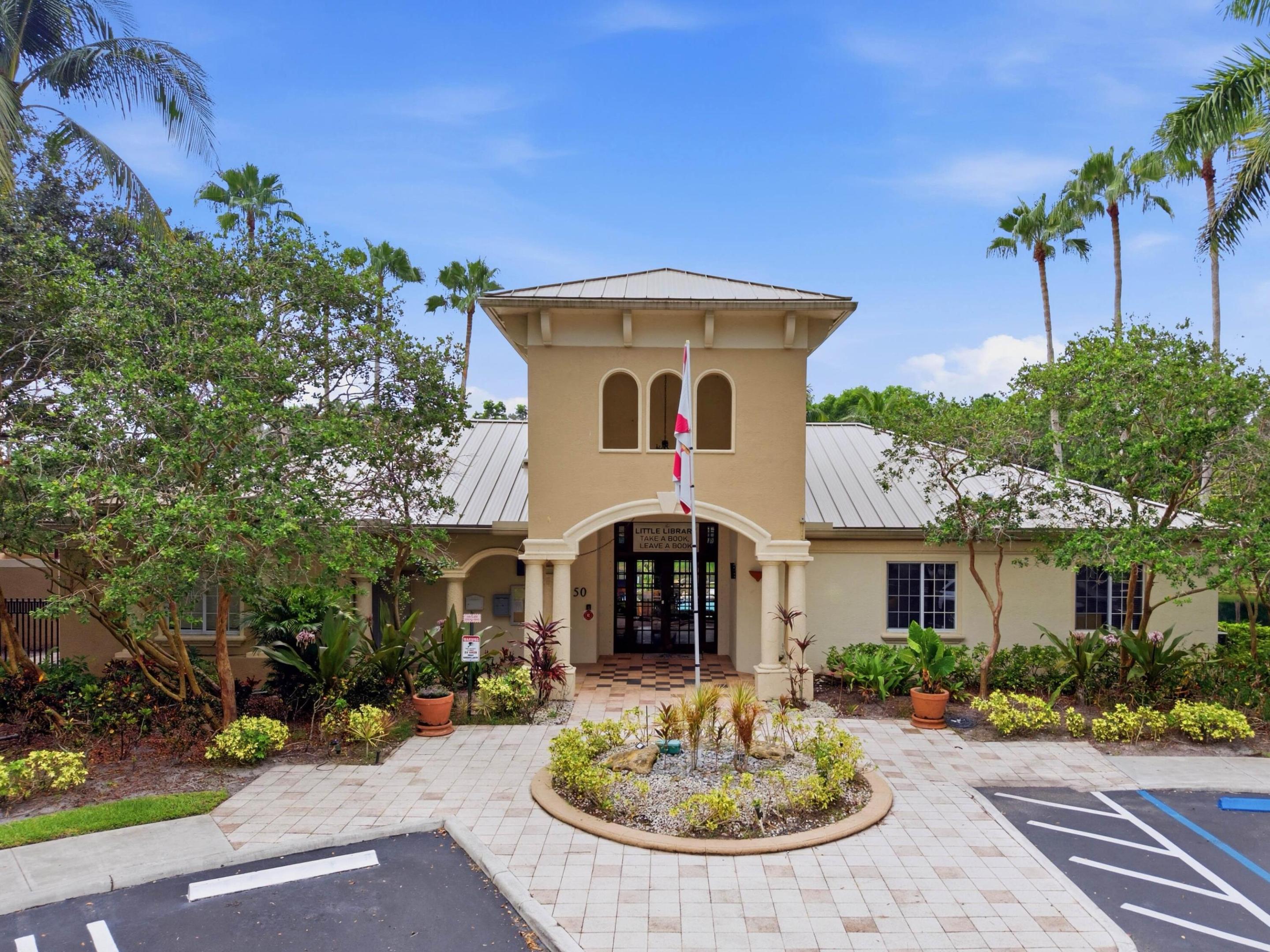900 CRESTWOOD #920, Royal Palm Beach FL 33411