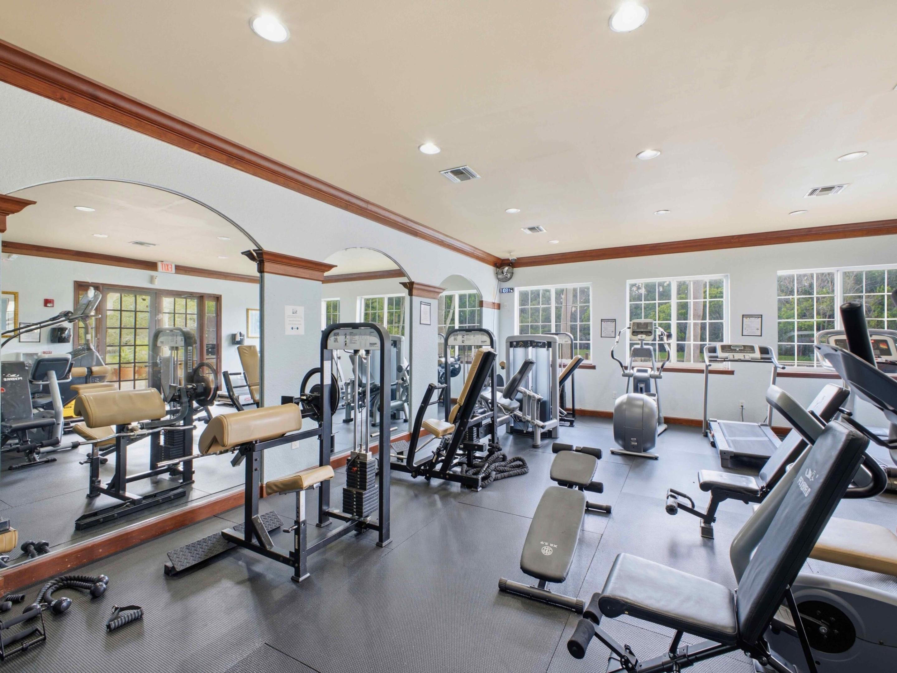 900 CRESTWOOD #920, Royal Palm Beach FL 33411