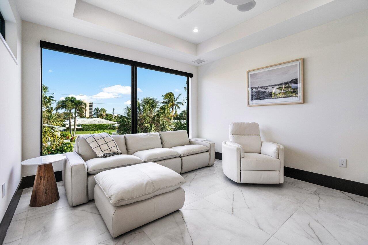 13480 US HIGHWAY 1, Juno Beach FL 33408