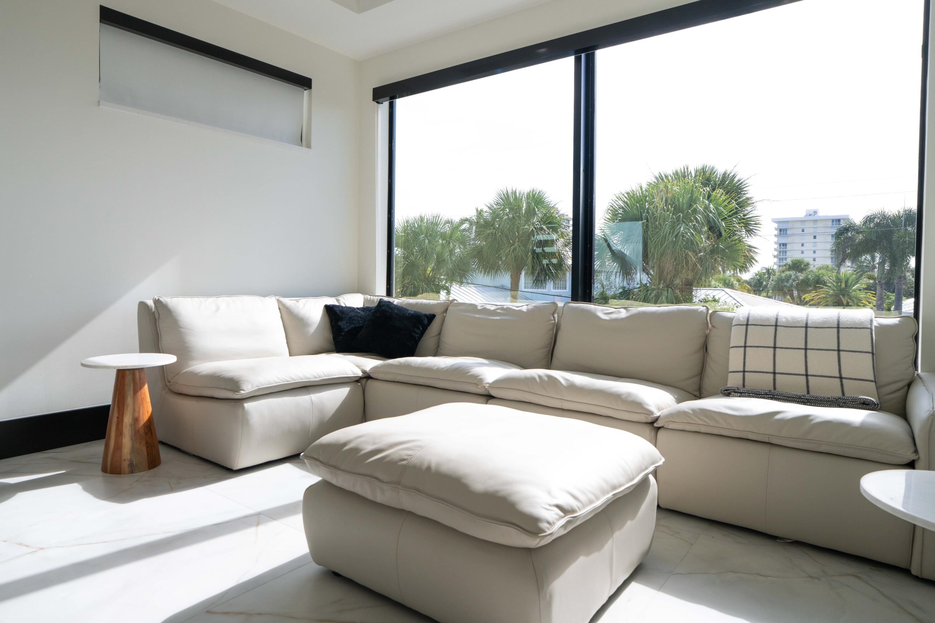 13480 US HIGHWAY 1, Juno Beach FL 33408