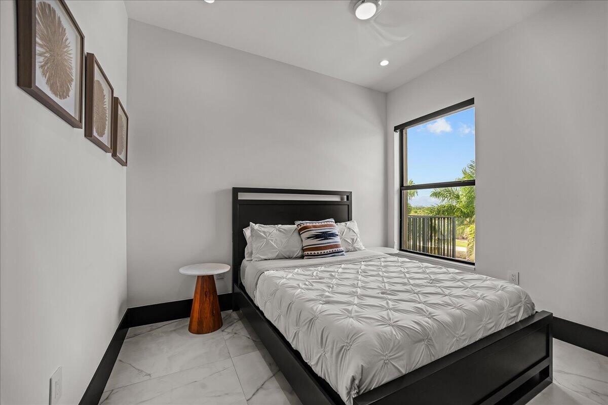 13480 US HIGHWAY 1, Juno Beach FL 33408