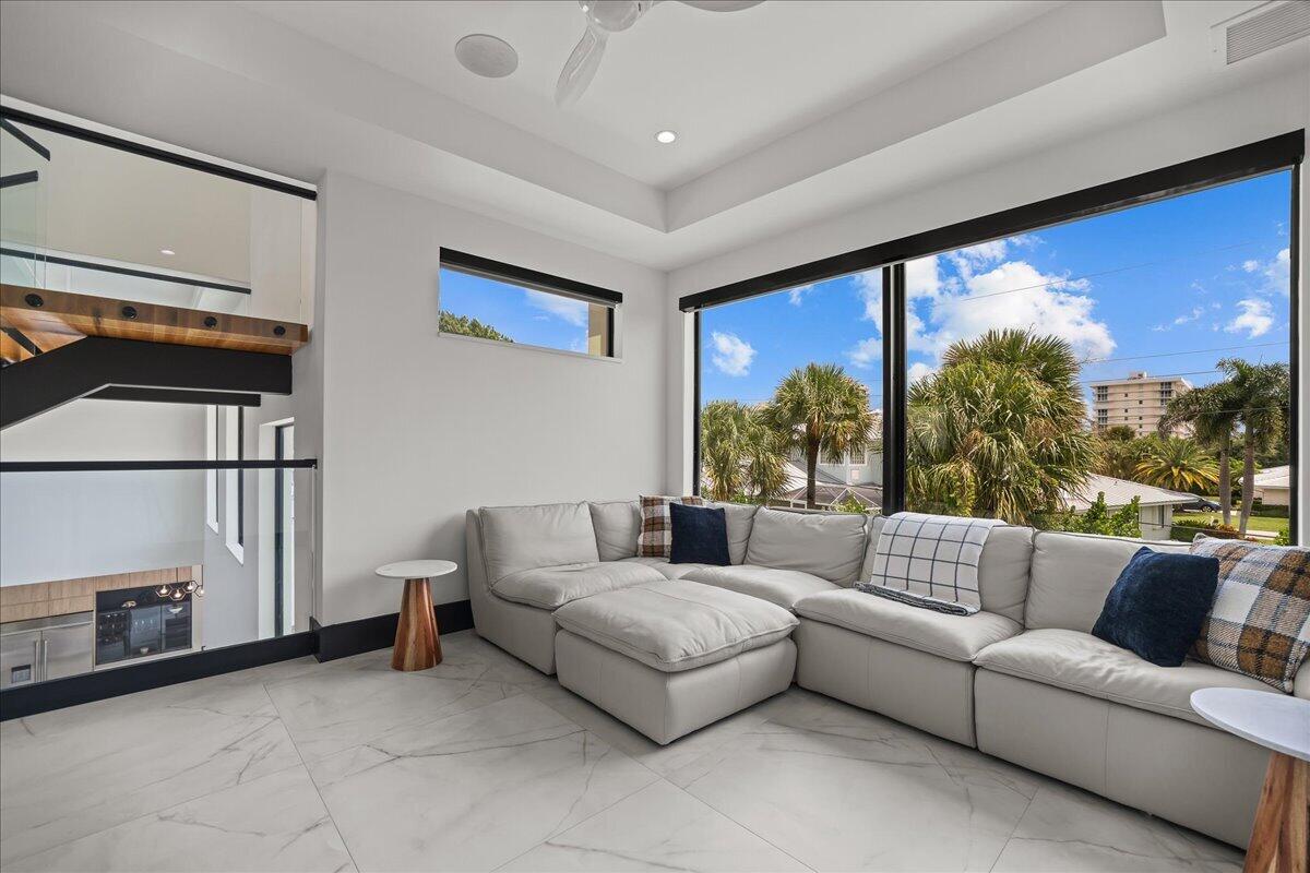 13480 US HIGHWAY 1, Juno Beach FL 33408