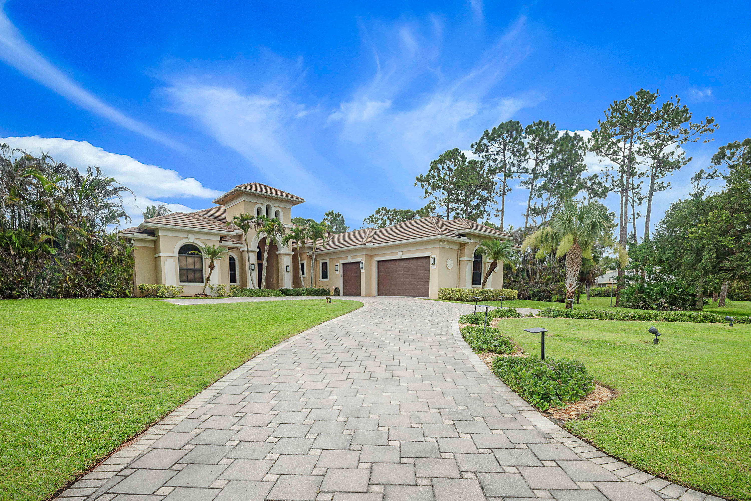 18337 SE Old Trail, Jupiter FL 33478
