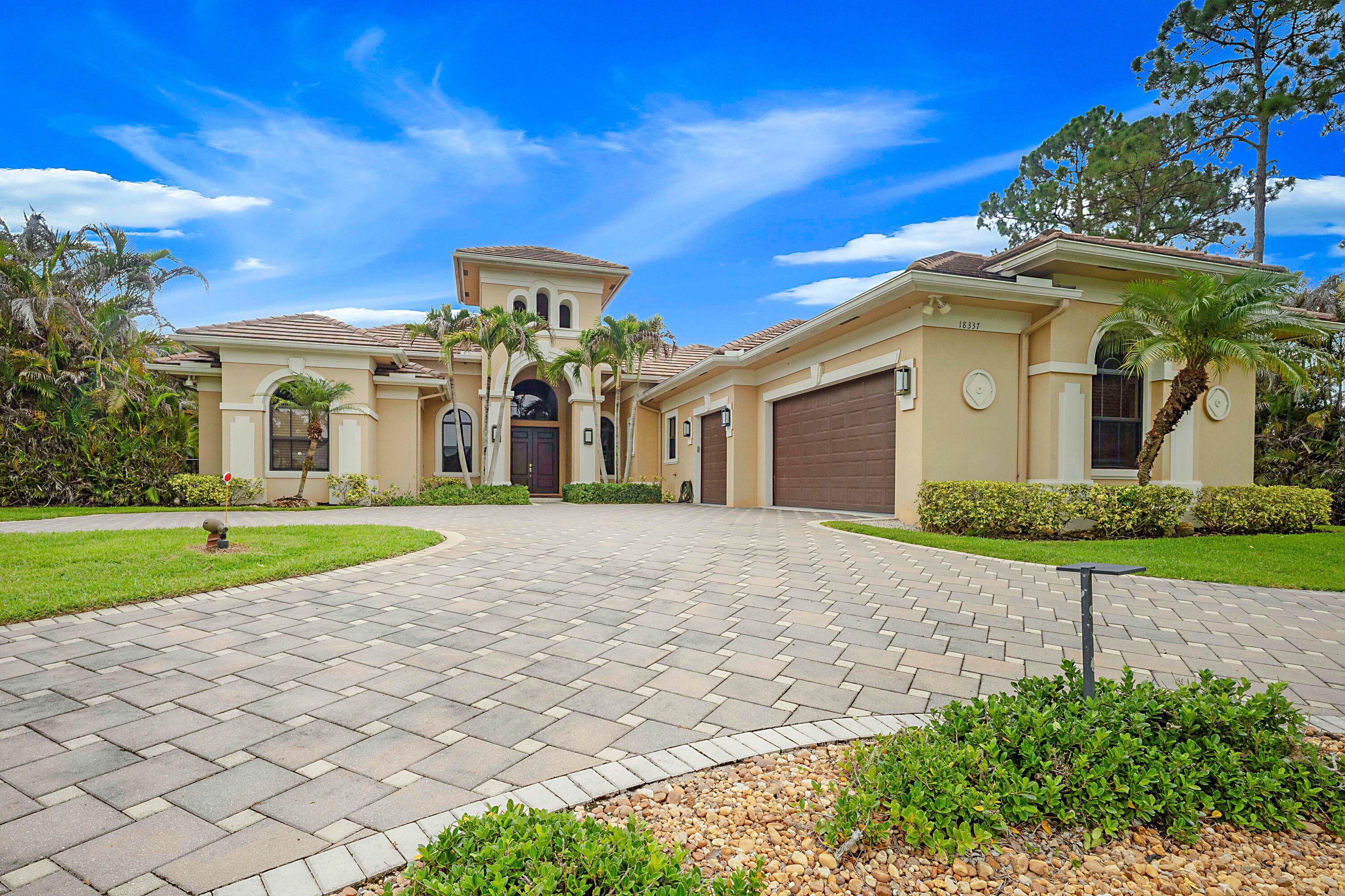 18337 SE Old Trail, Jupiter FL 33478