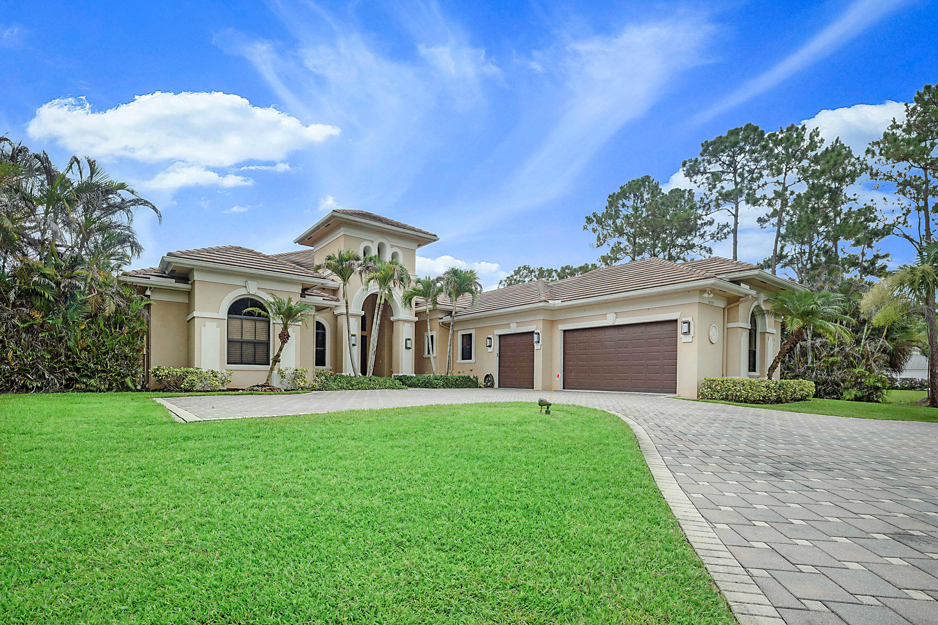 18337 SE Old Trail, Jupiter FL 33478