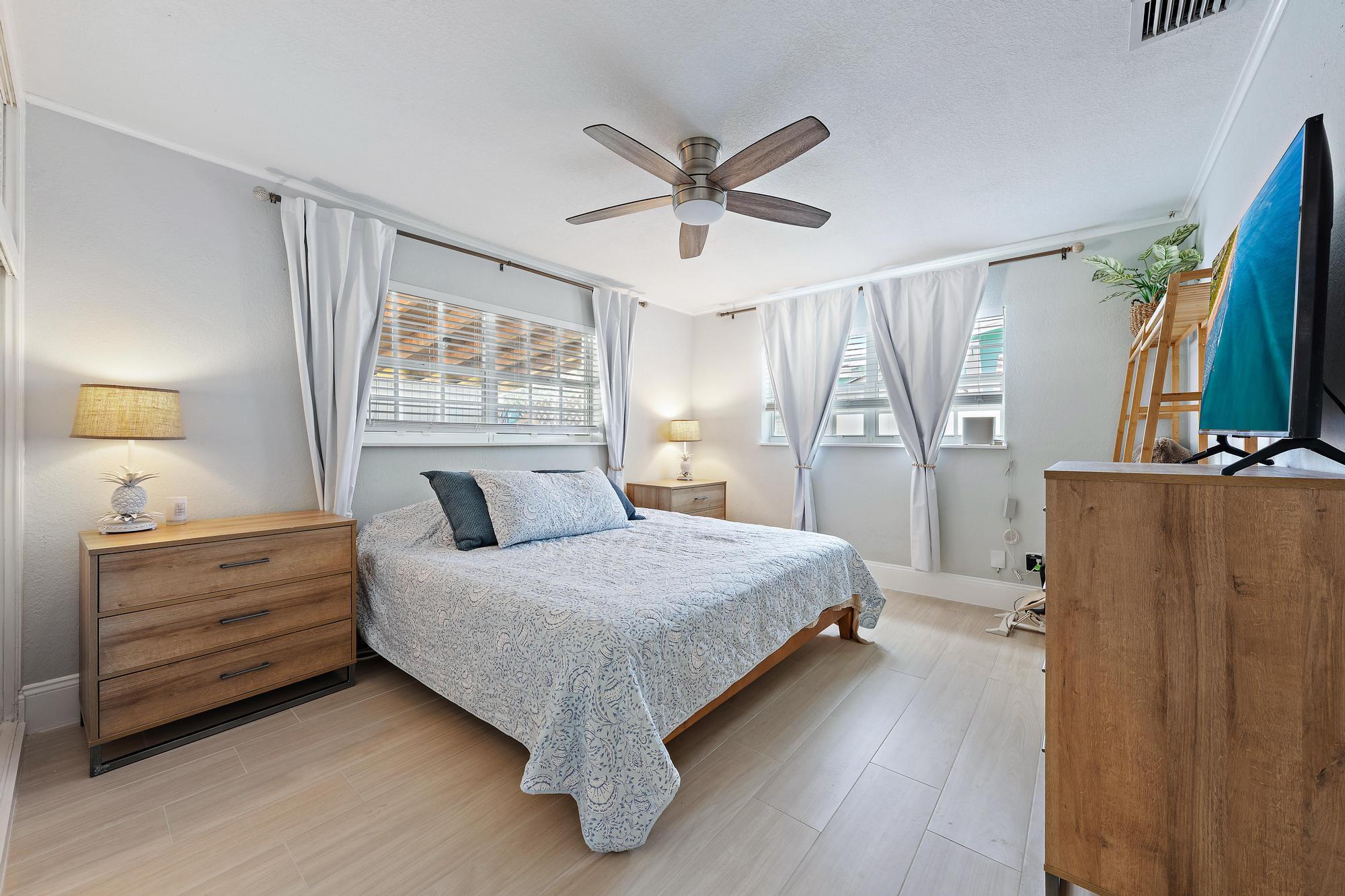 511 Ivy, Palm Beach Gardens FL 33410