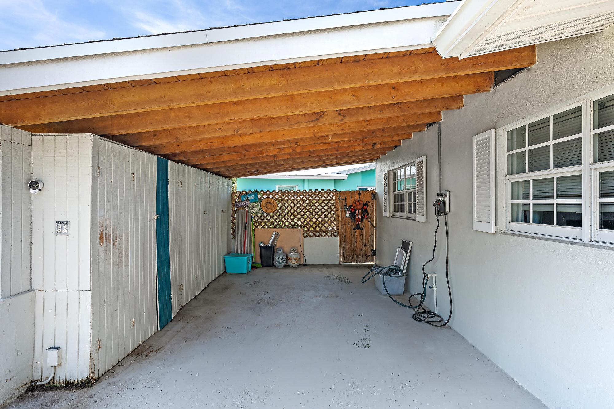 511 Ivy, Palm Beach Gardens FL 33410