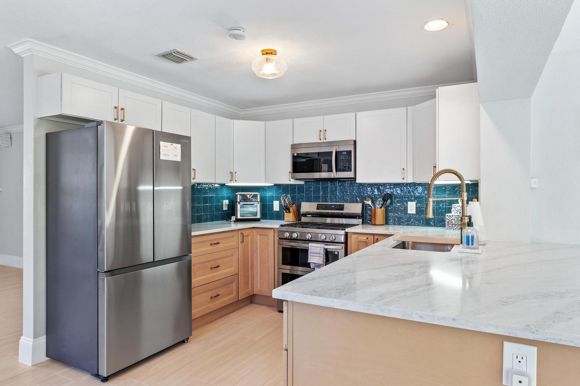 511 Ivy, Palm Beach Gardens FL 33410