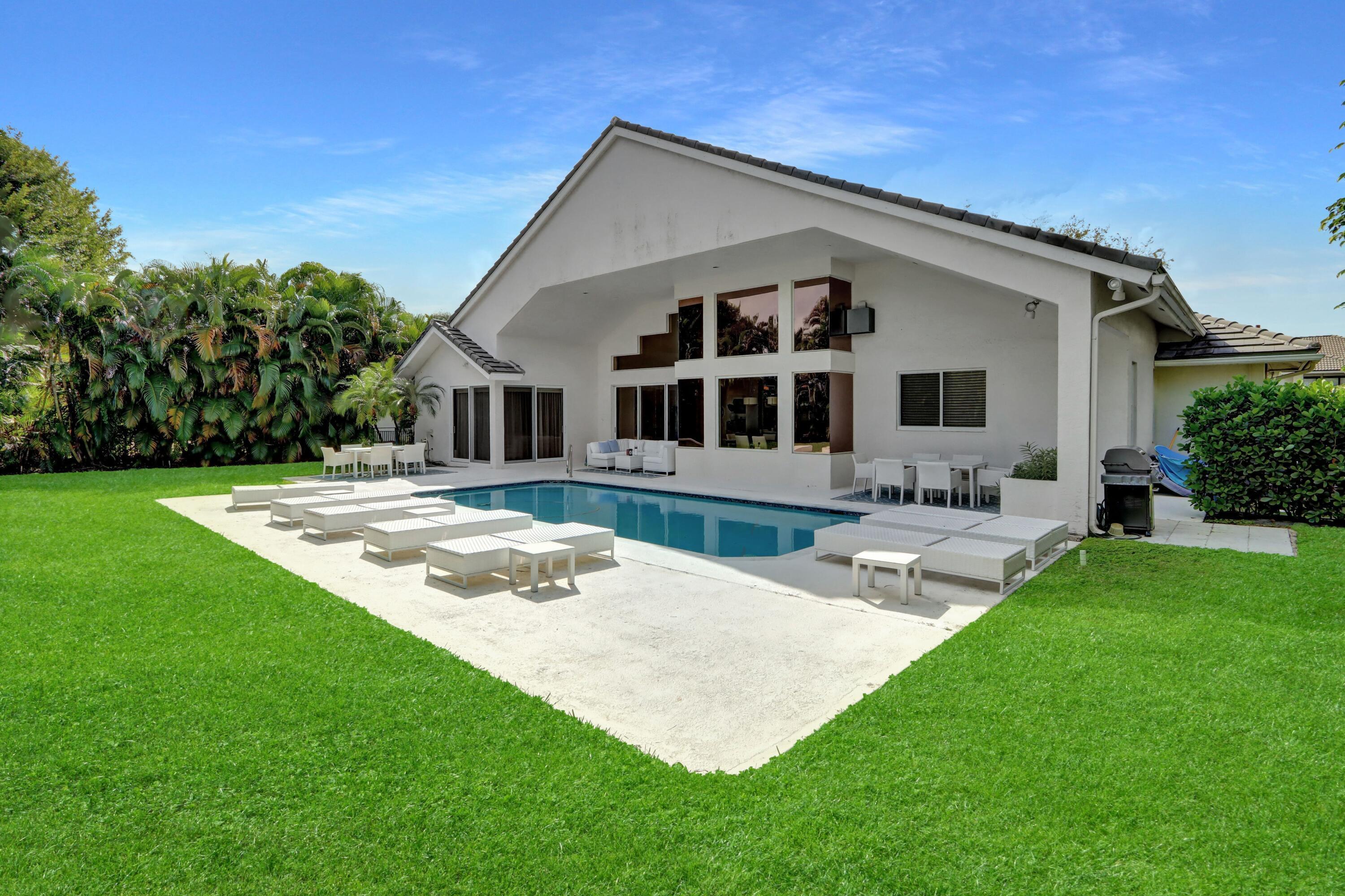 5866 St Annes, Boca Raton FL 33496