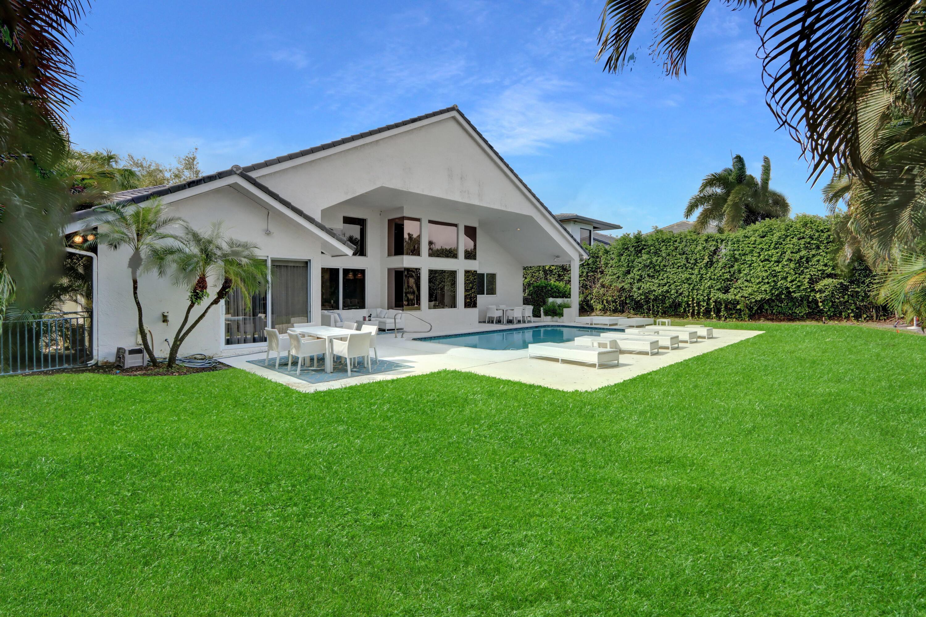 5866 St Annes, Boca Raton FL 33496