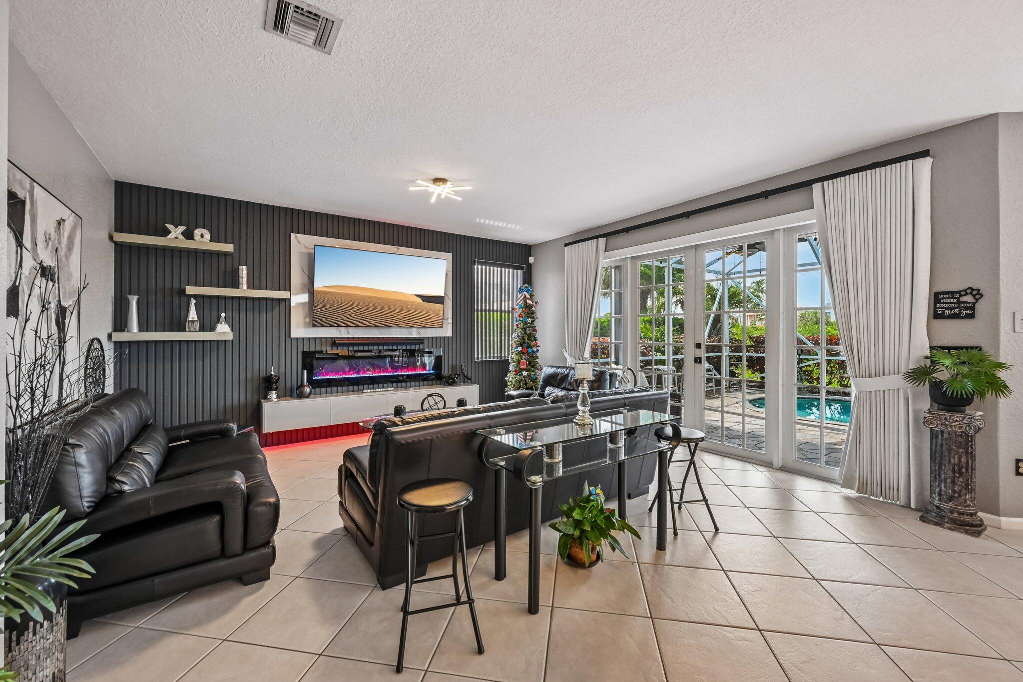 2415 WESTMONT, Royal Palm Beach FL 33411