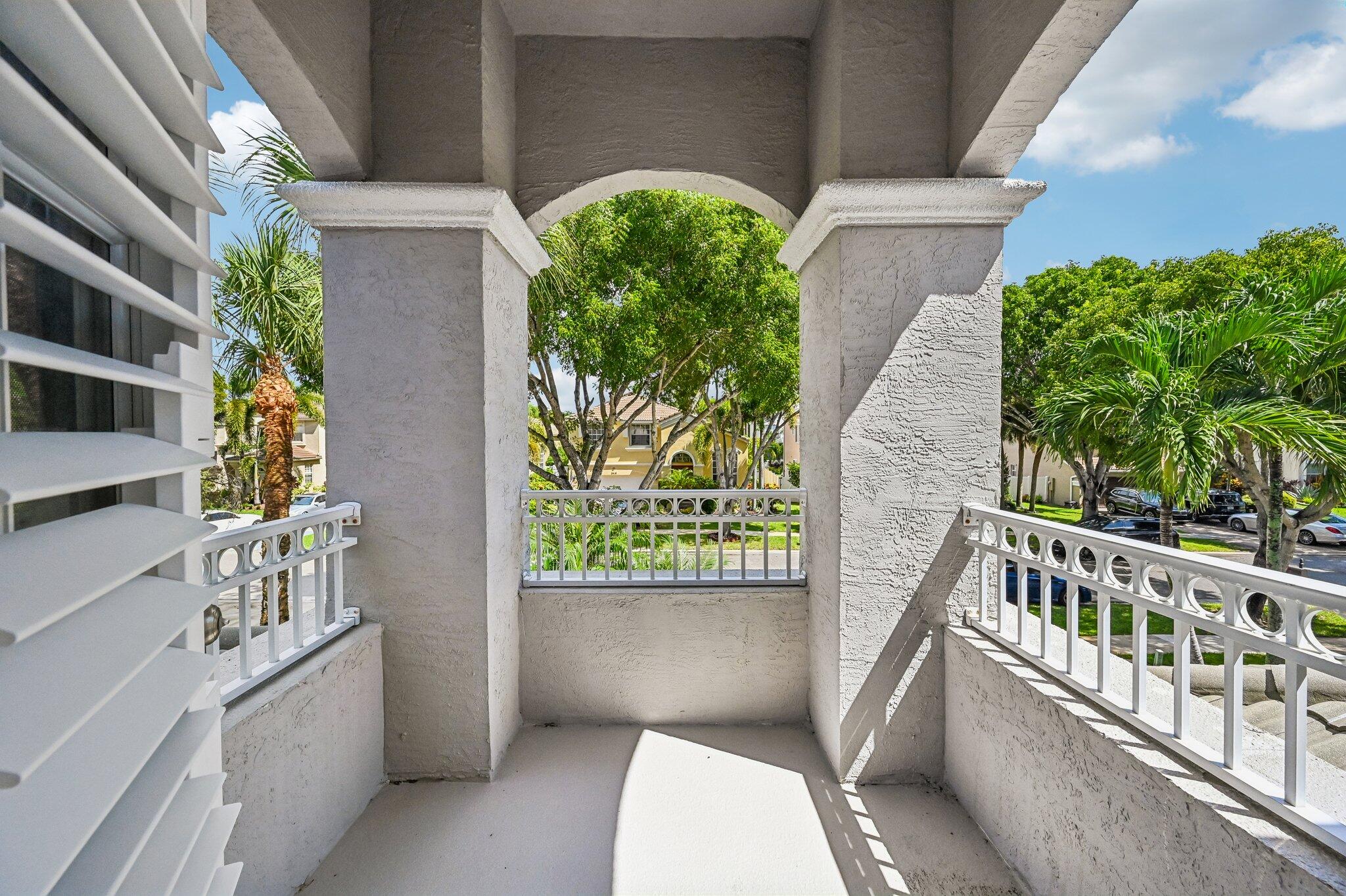 2415 WESTMONT, Royal Palm Beach FL 33411