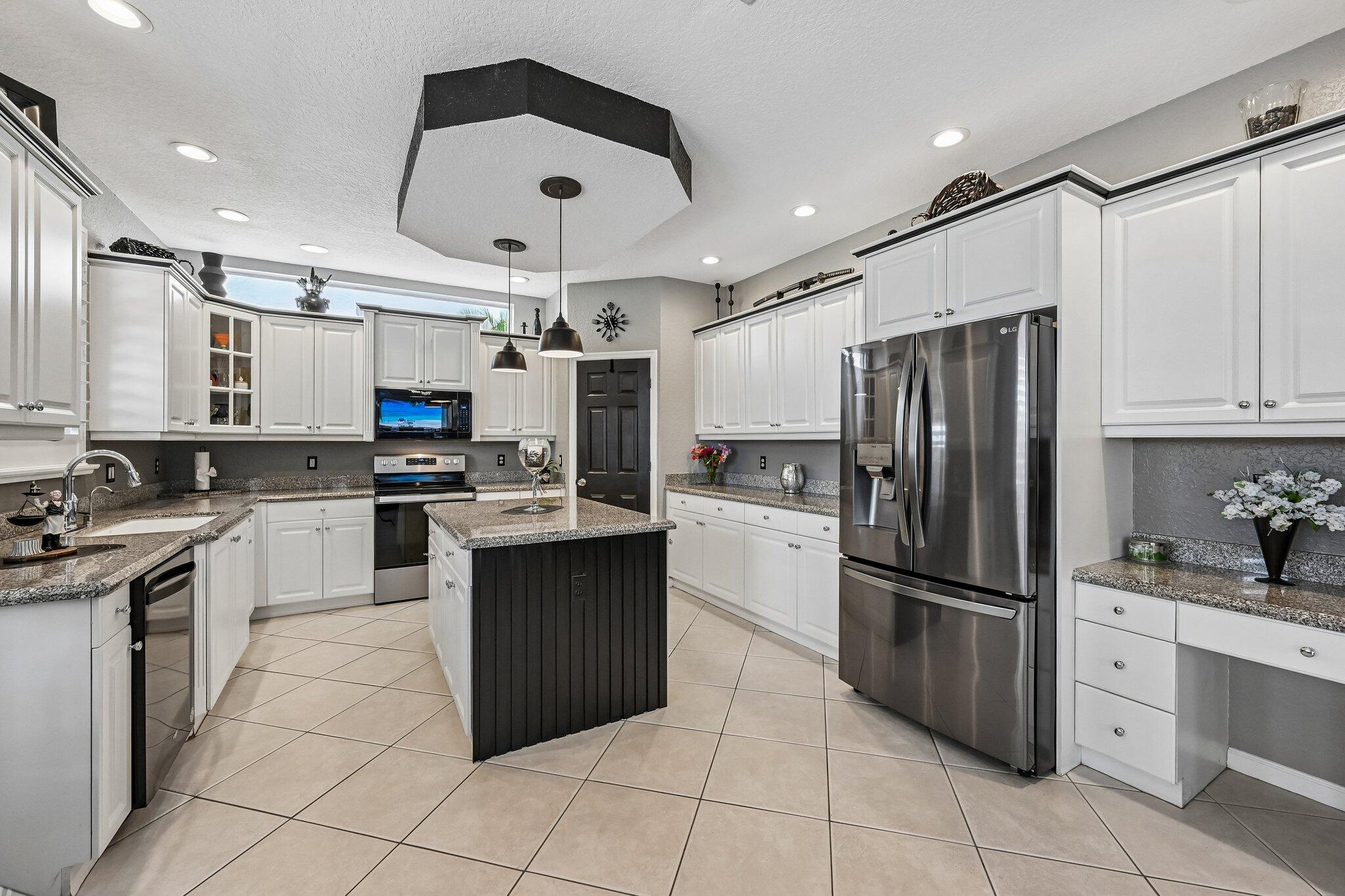 2415 WESTMONT, Royal Palm Beach FL 33411