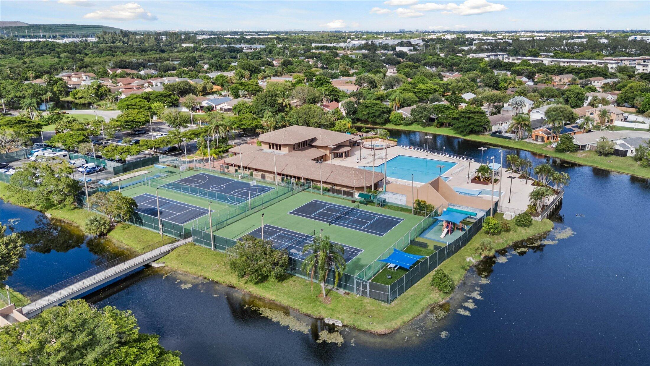 3840 NW 23RD, Coconut Creek FL 33066