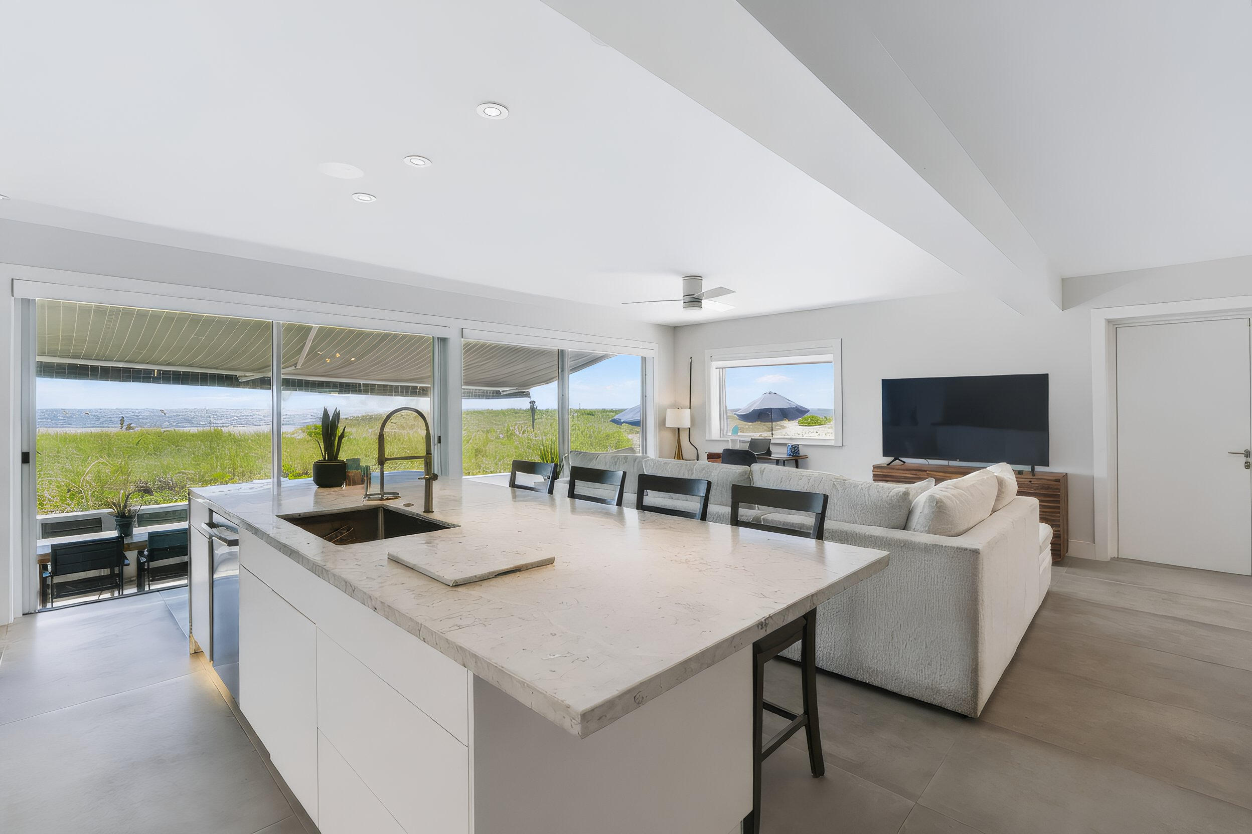 604 N OCEAN #1B, Pompano Beach FL 33062