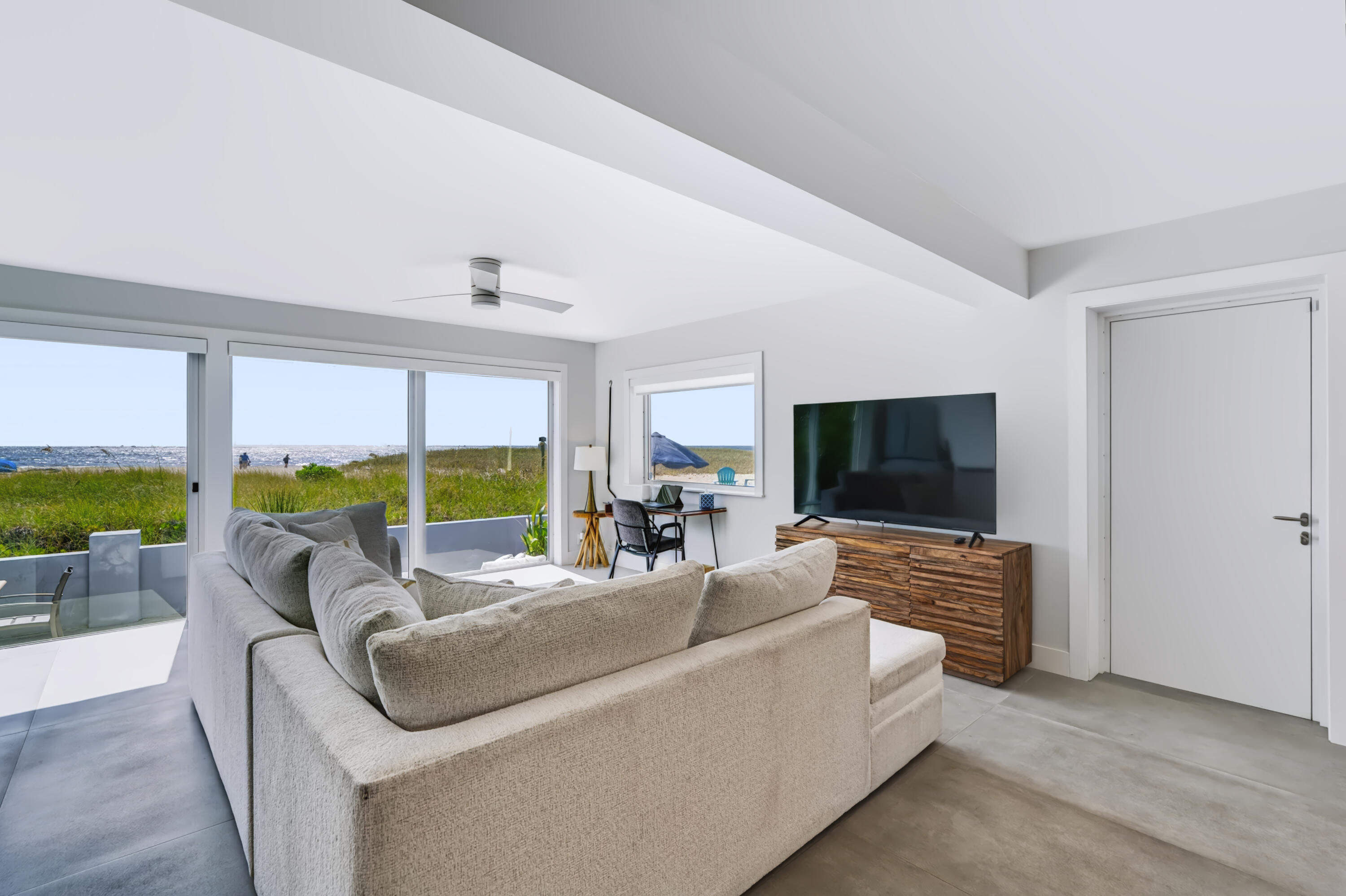 604 N OCEAN #1B, Pompano Beach FL 33062
