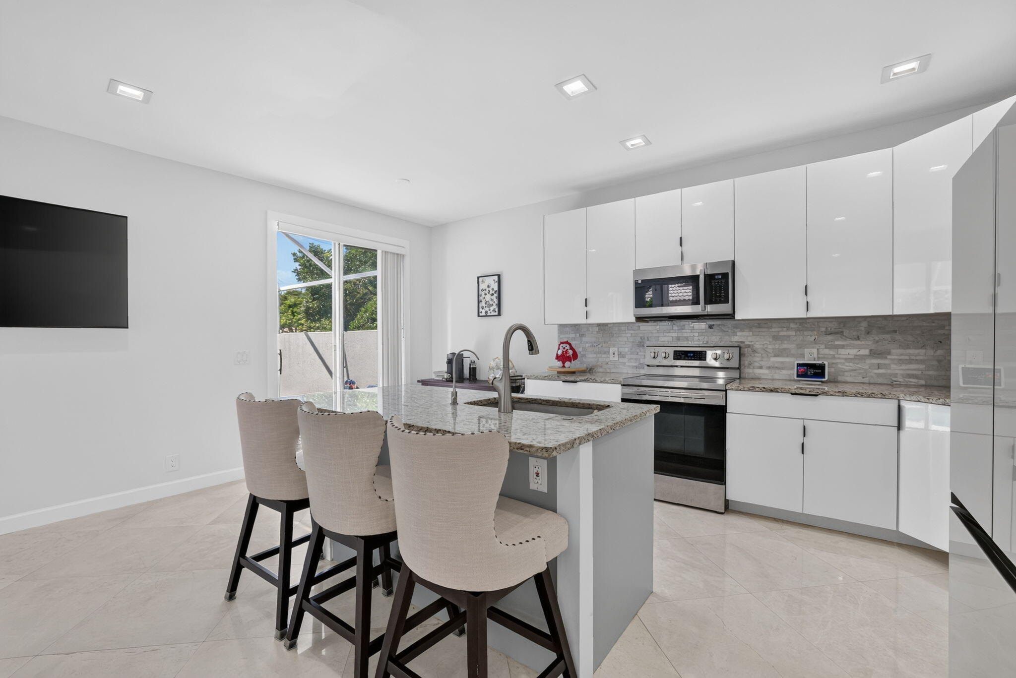 5040 Heron, Coconut Creek FL 33073